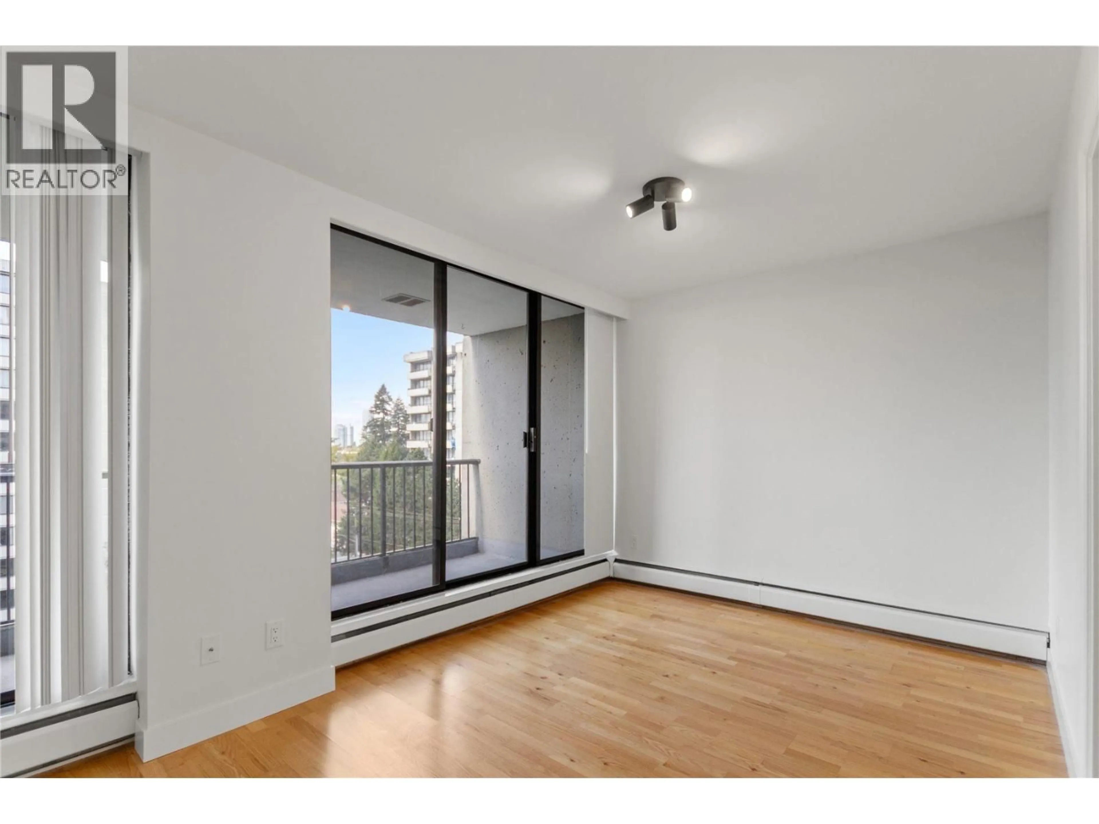 A pic of a room for 602 - 710 SEVENTH AVENUE, New Westminster British Columbia V3M5V3