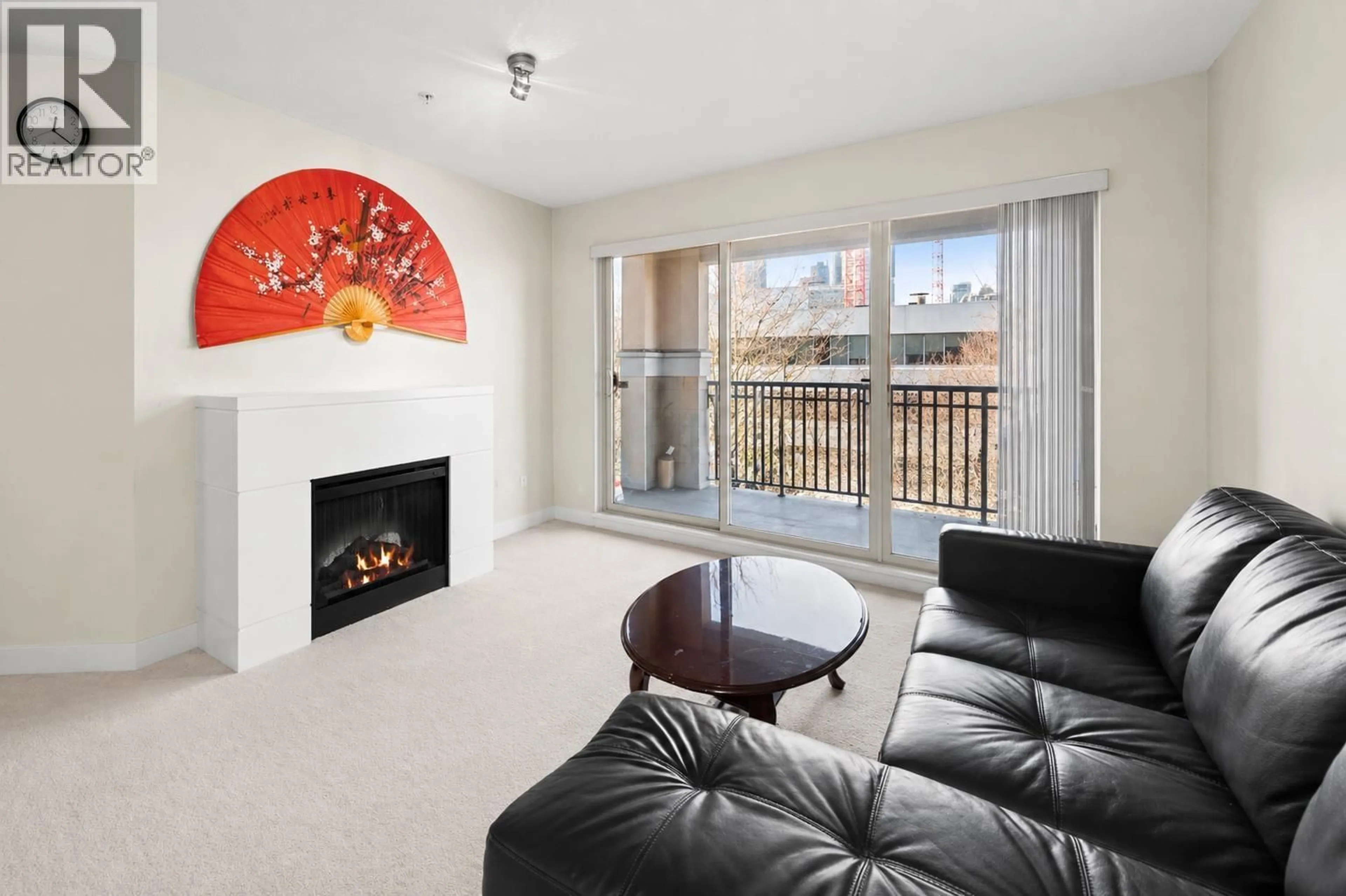 Living room with furniture, unknown for 322 - 2088 BETA AVENUE, Burnaby British Columbia V5C0C8