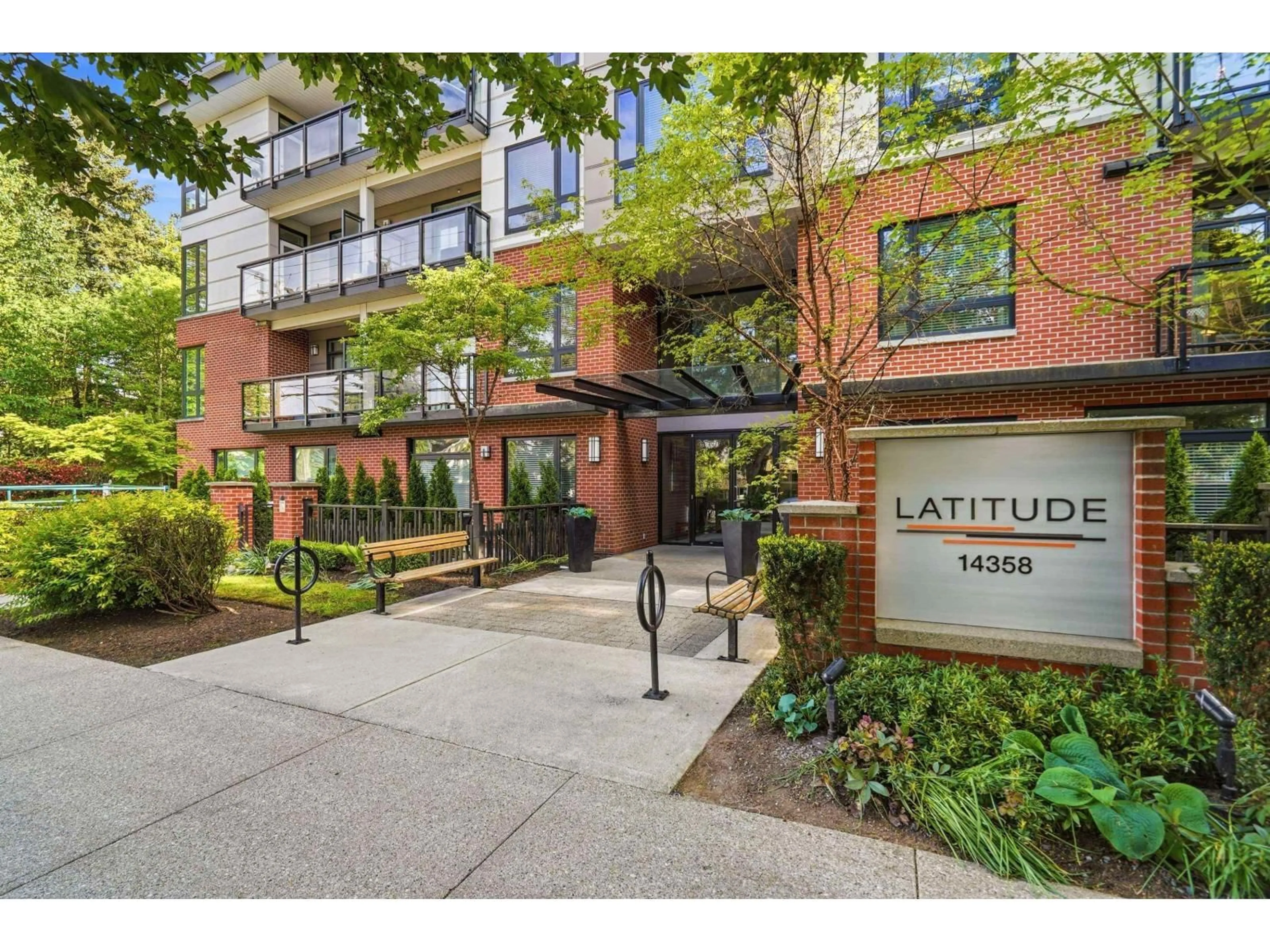 Unknown for 203 - 14358 60 AVENUE, Surrey British Columbia V3X0G3