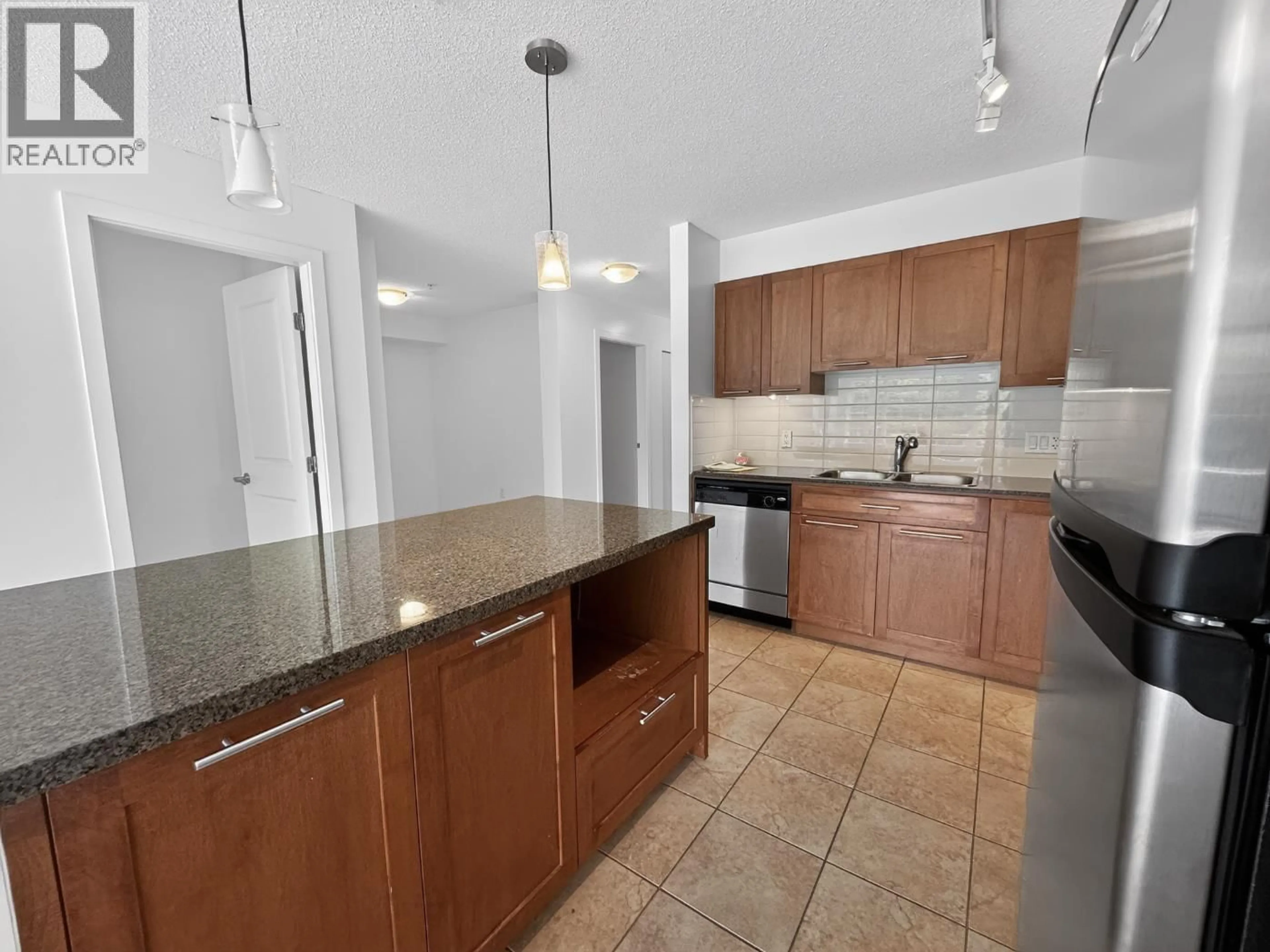 Unknown for 207 - 19673 MEADOW GARDENS WAY, Pitt Meadows British Columbia V3Y0A1