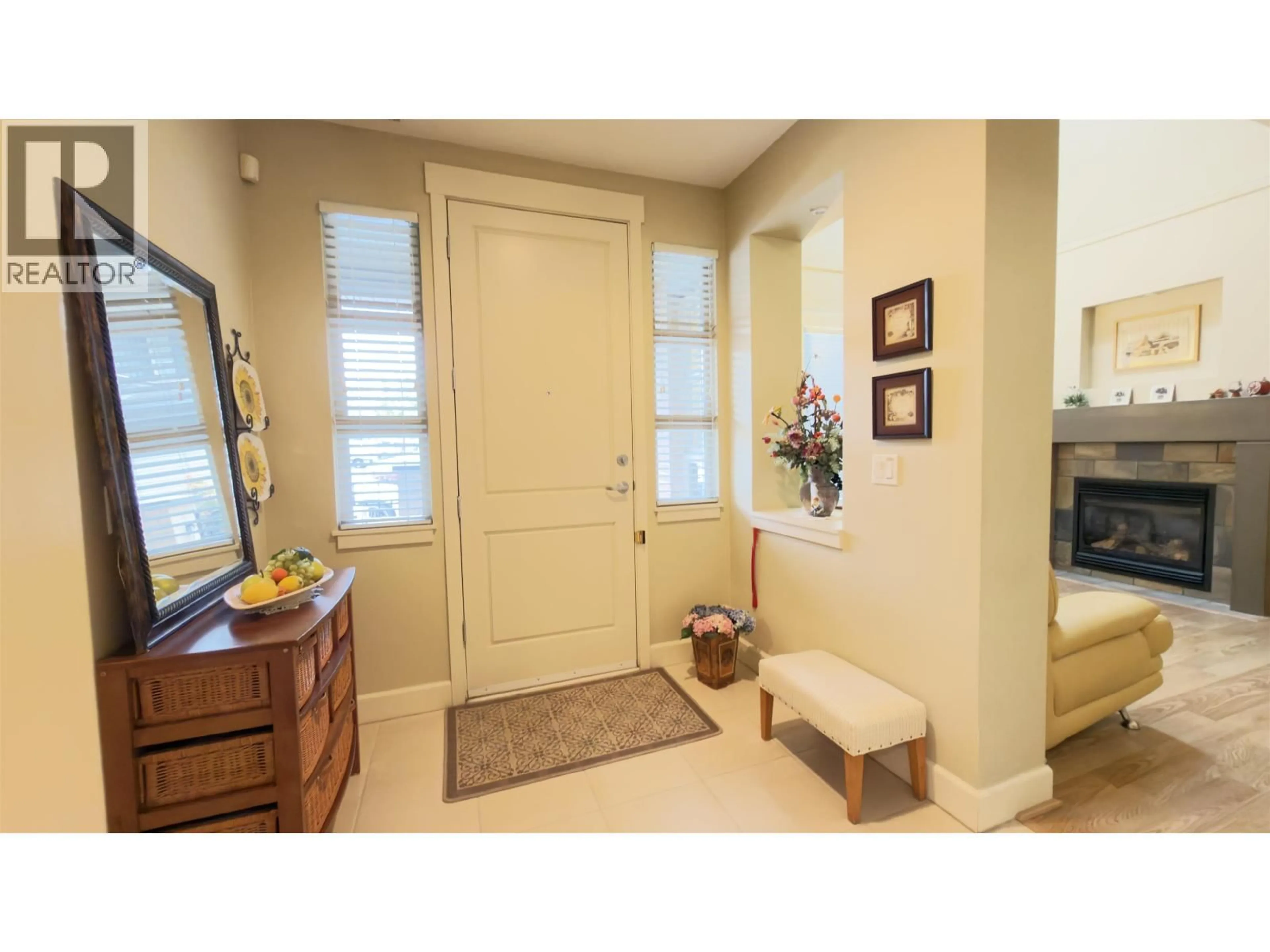 Indoor entryway for 12 - 6300 BIRCH STREET, Richmond British Columbia V6Y4K3