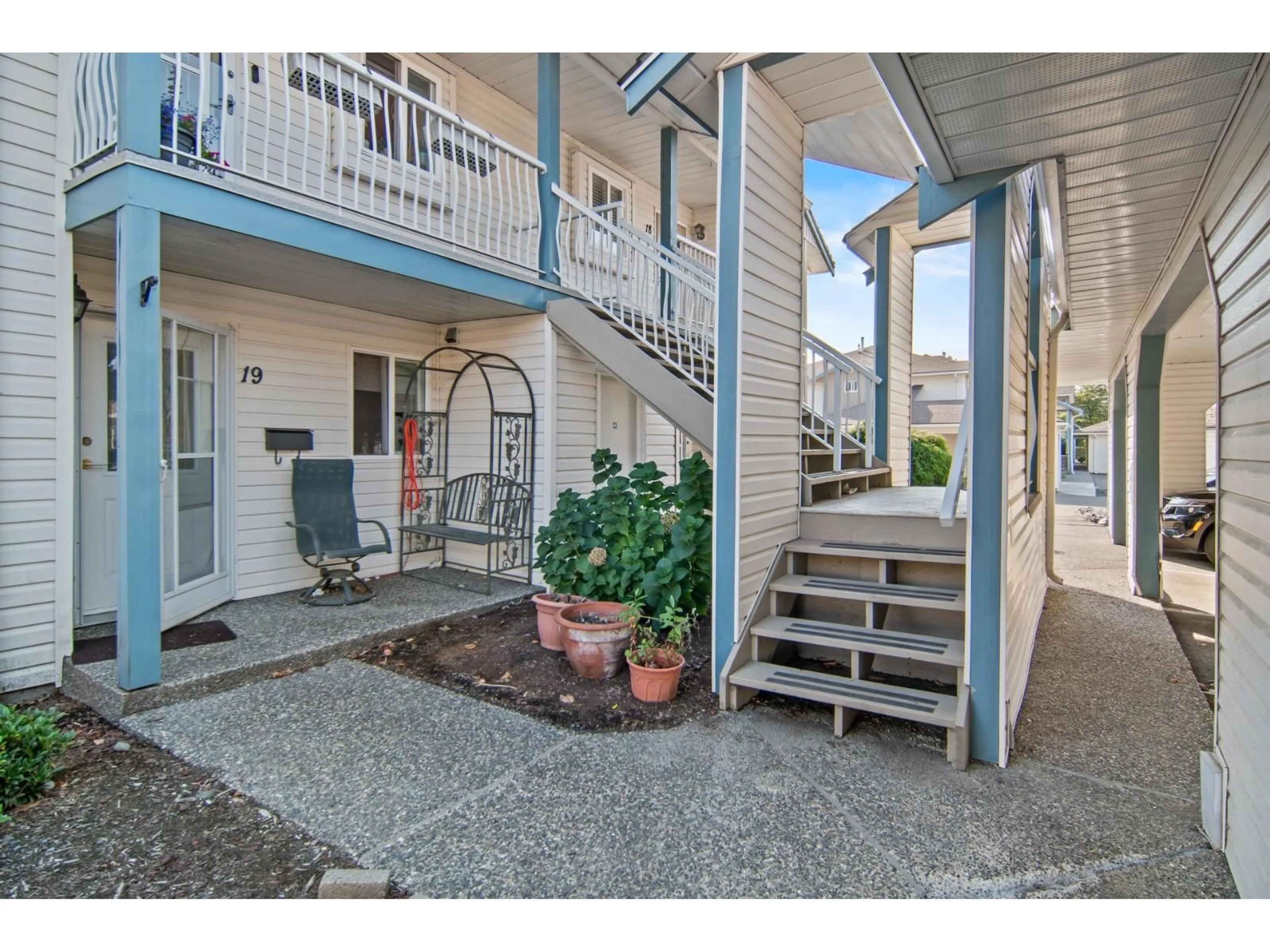 Unknown for 20 - 45435 KNIGHT ROAD, Chilliwack British Columbia V2R3E8