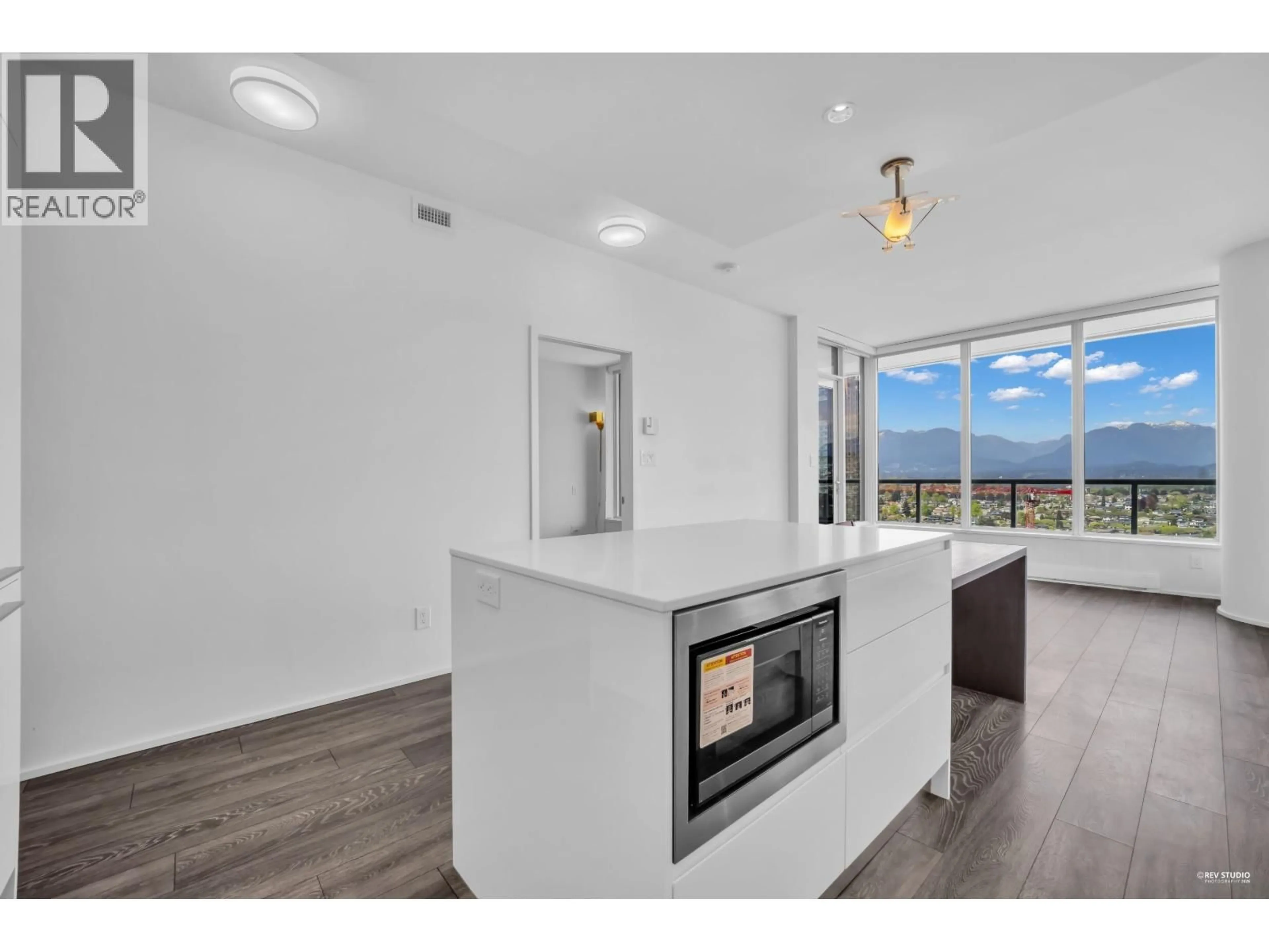 Open concept kitchen, unknown for 2912 - 1955 ALPHA WAY, Burnaby British Columbia V5C0K6
