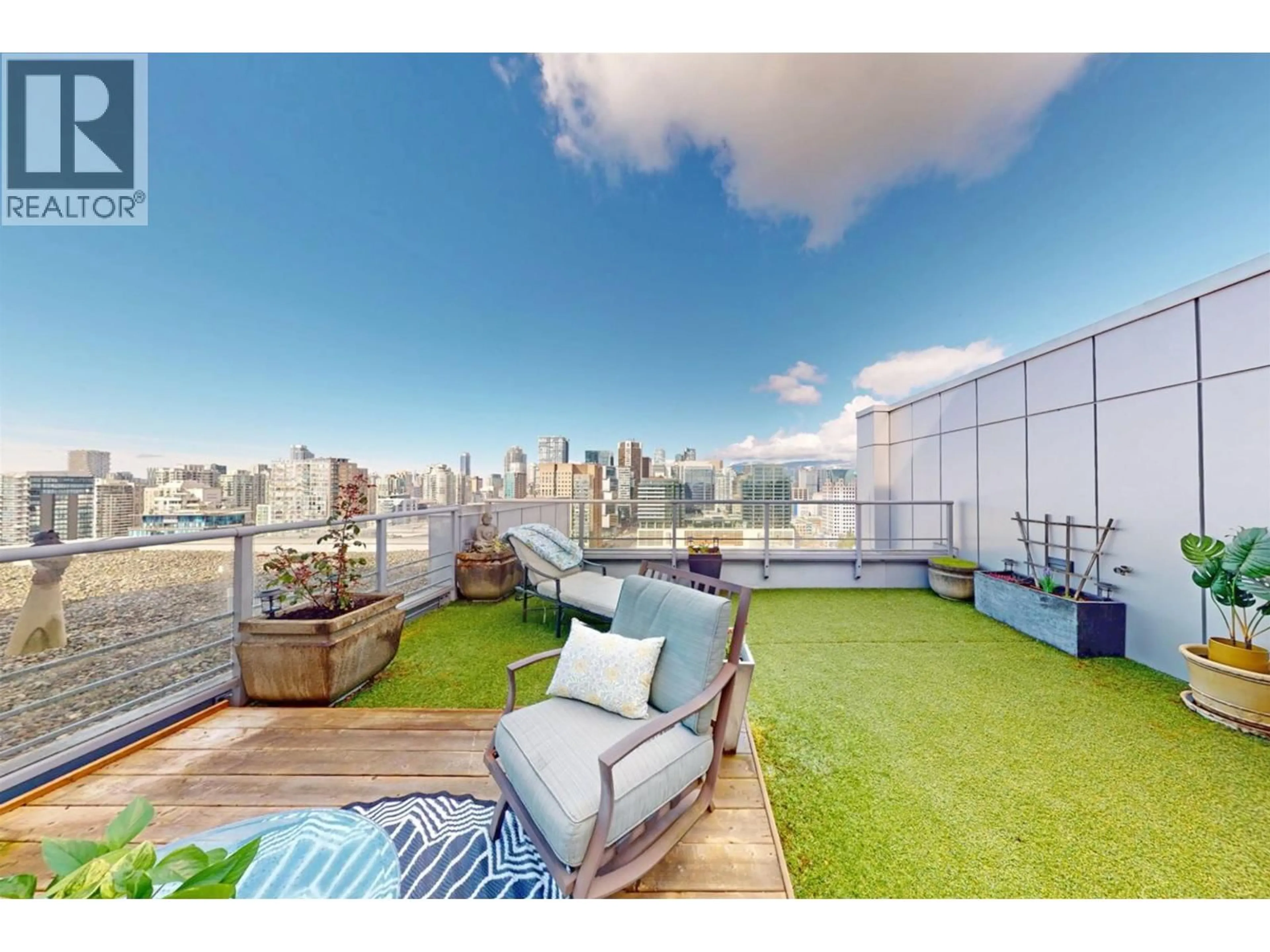 Patio, water/lake/river/ocean view for 3101 - 668 CITADEL PARADE, Vancouver British Columbia V6B1W6