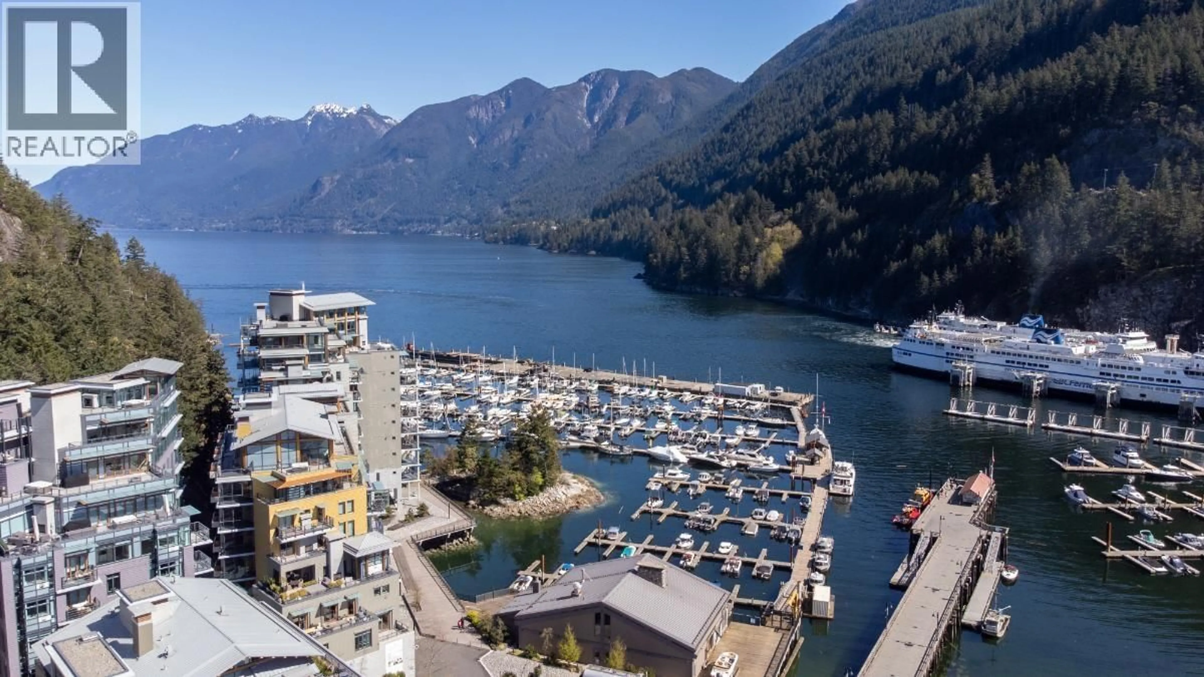 A pic from outside/outdoor area/front of a property/back of a property/a pic from drone, water/lake/river/ocean view for 406 - 6707 NELSON AVENUE, West Vancouver British Columbia V7W0A4