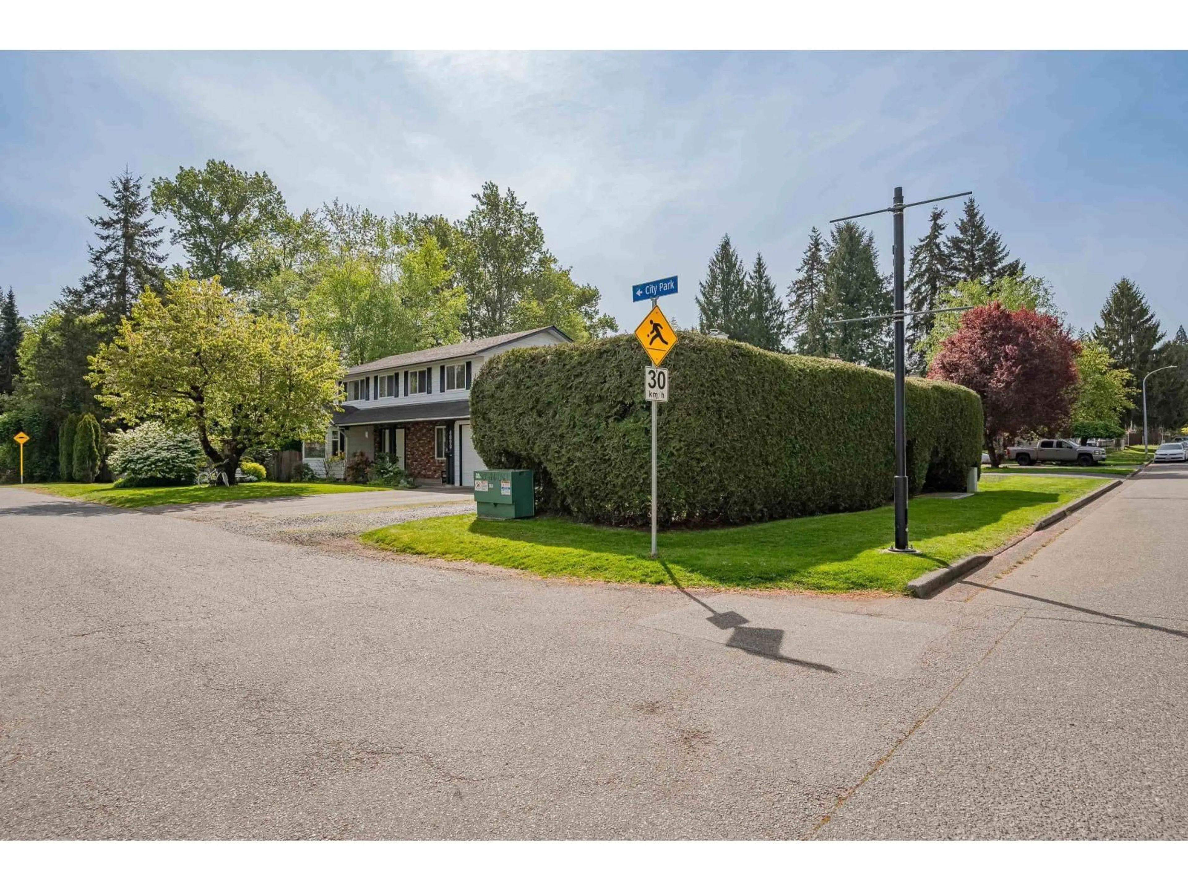 Unknown for 4898 205A STREET, Langley British Columbia V3A5R1