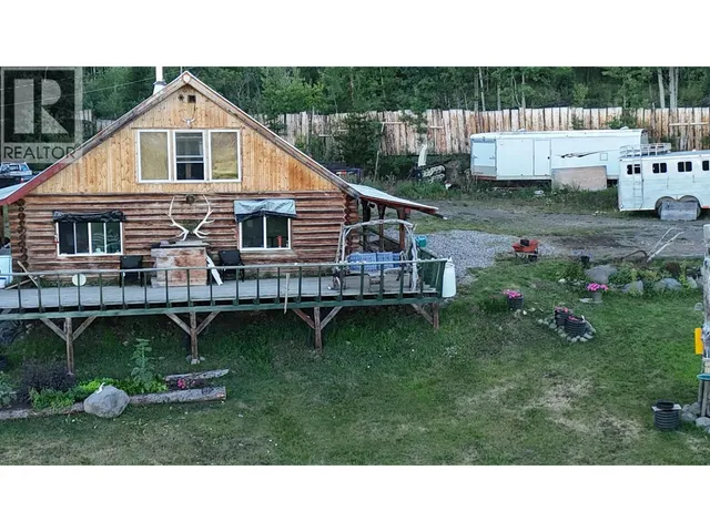 10260 NAZKO ROAD, Quesnel 3