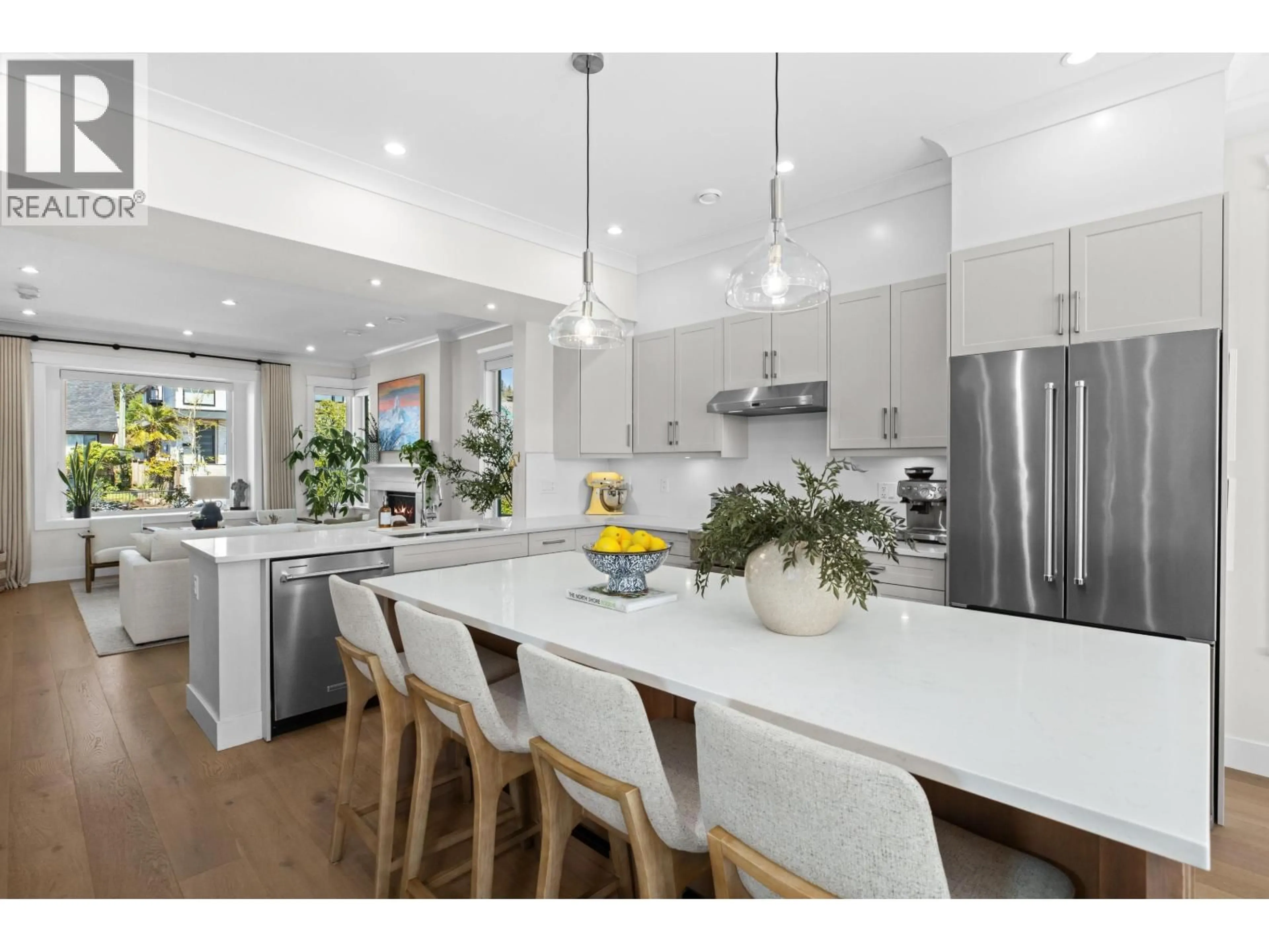 Open concept kitchen, unknown for 215 22ND STREET, North Vancouver British Columbia V7L3C5