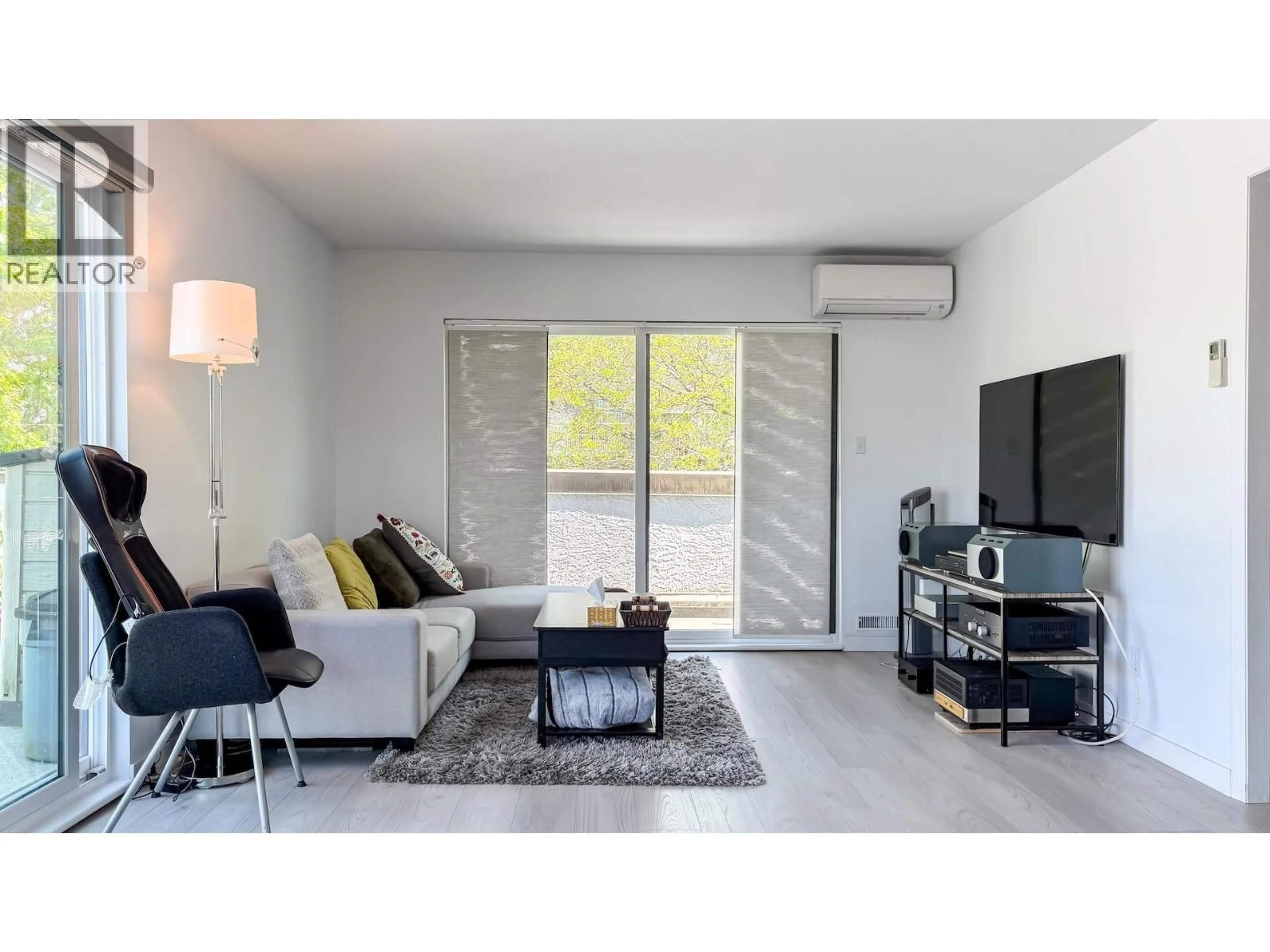 Living room with furniture, unknown for 335 - 7480 ST. ALBANS ROAD, Richmond British Columbia V6Y2K6
