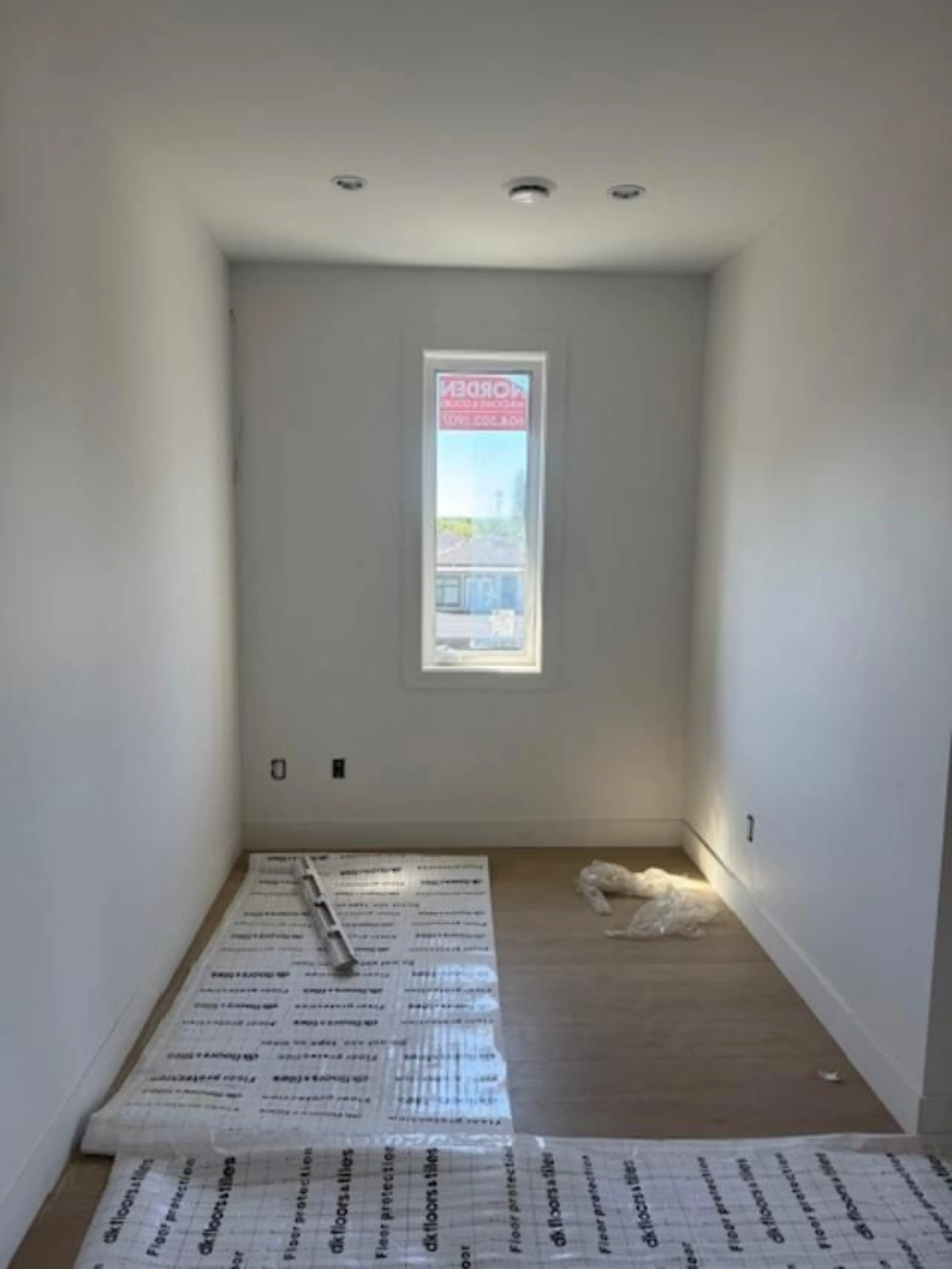 A pic of a room for 102 - 5840 179 STREET, Surrey British Columbia V3S4J9