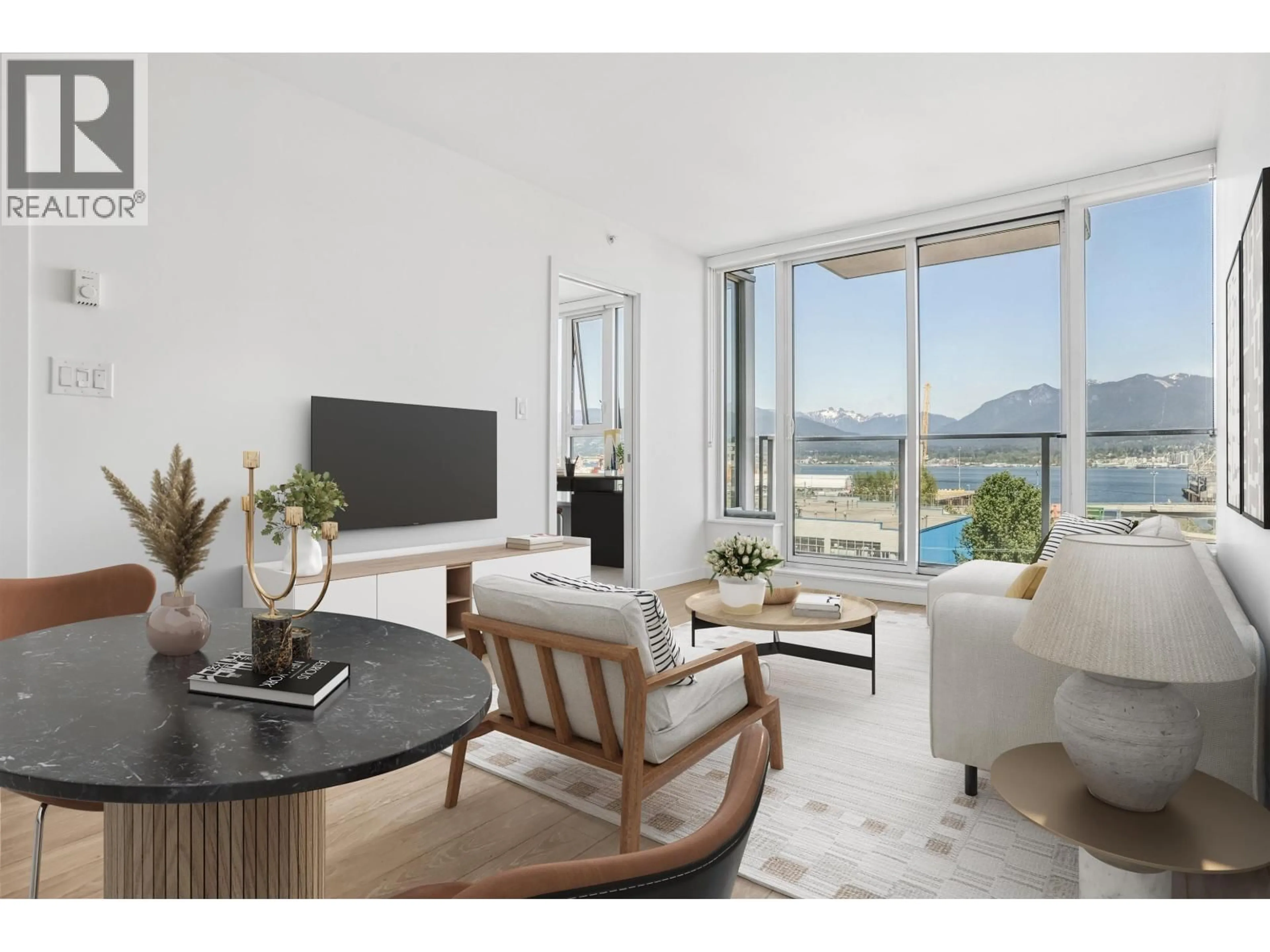 Living room with furniture, unknown for 559 - 955 HASTINGS STREET, Vancouver British Columbia V6A0G8