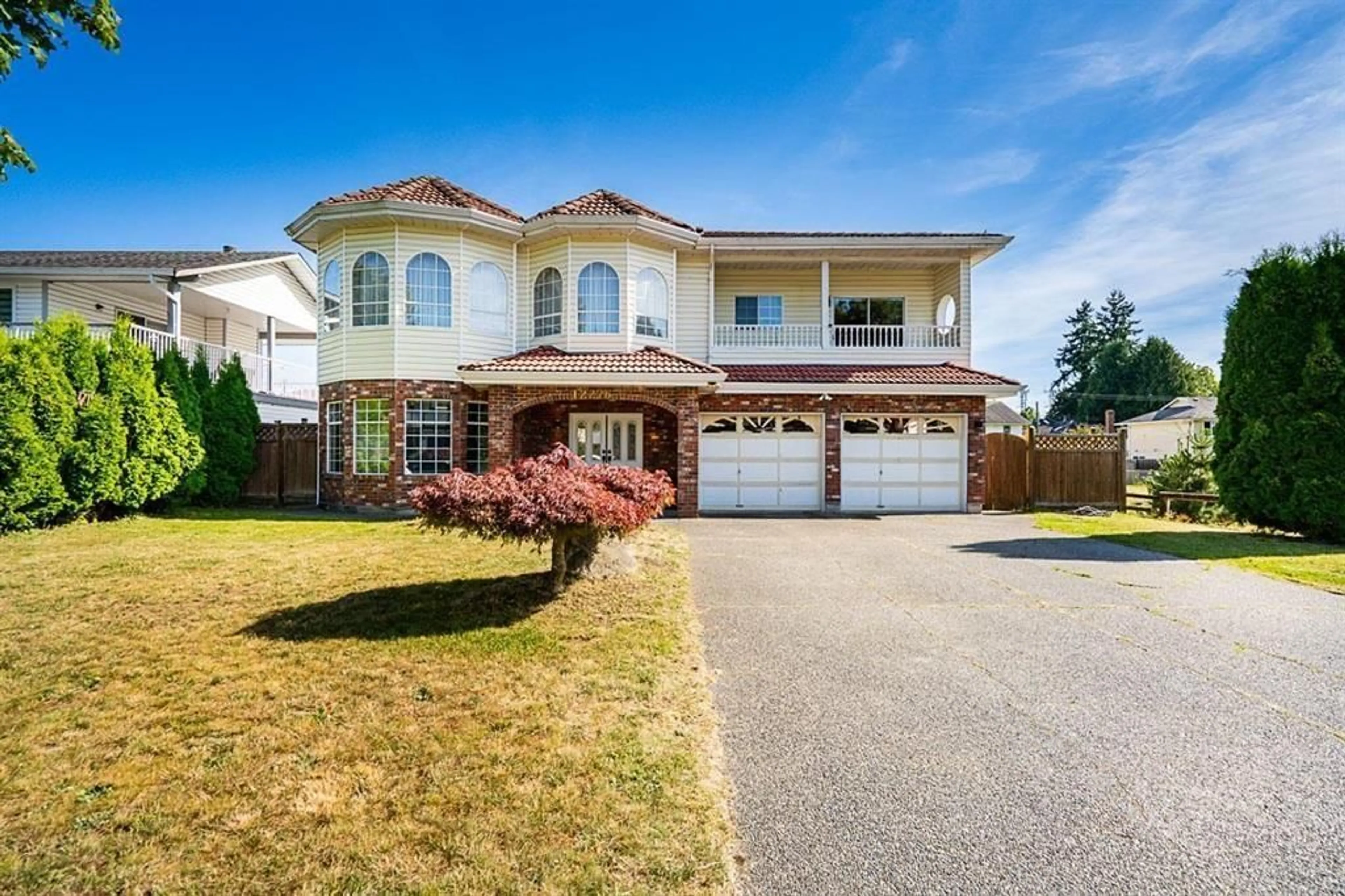 Home with vinyl exterior material, street for 12276 75A AVENUE, Surrey British Columbia V3W9P6