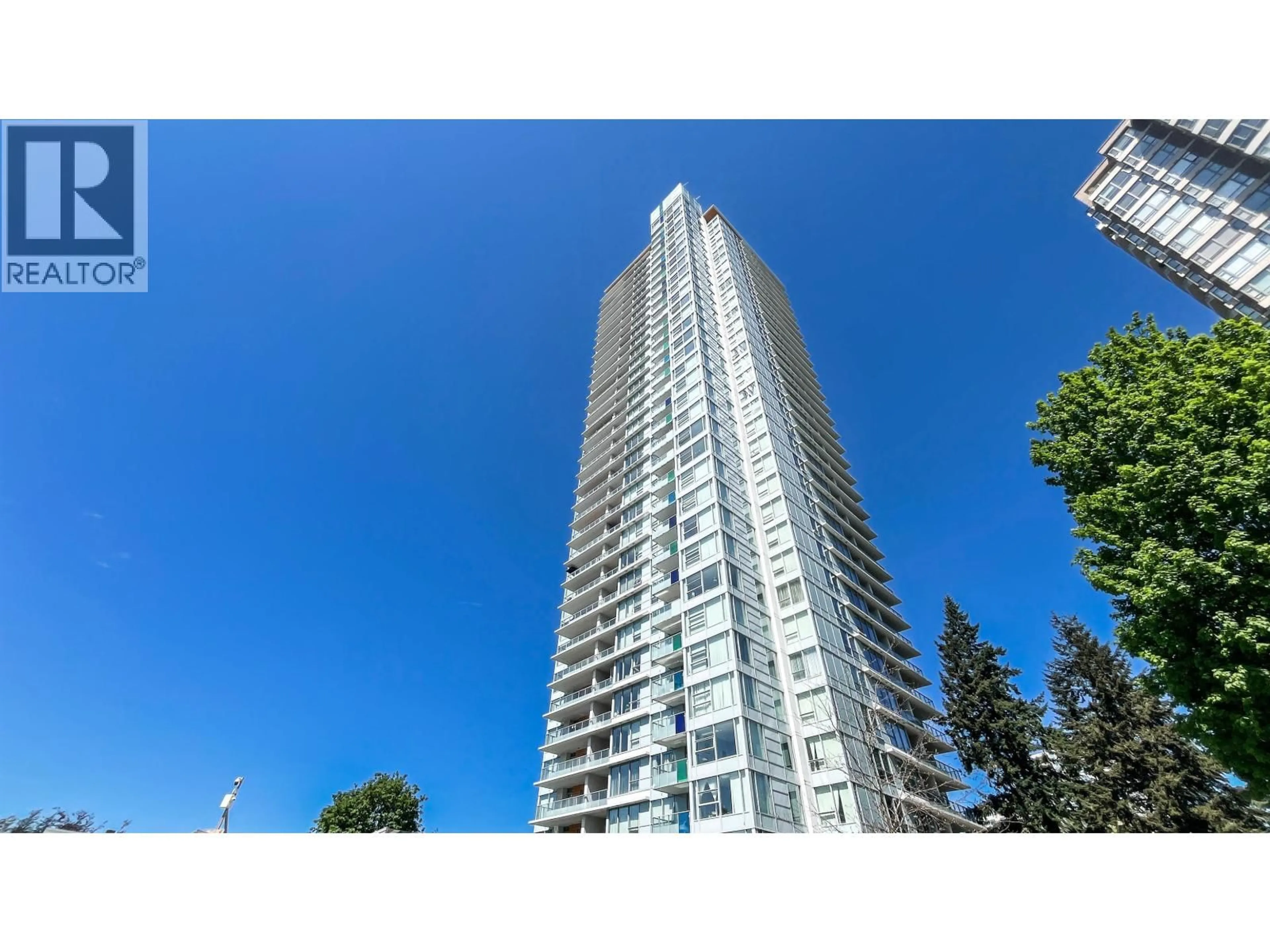 A pic from outside/outdoor area/front of a property/back of a property/a pic from drone, building for 2208 - 5883 BARKER AVENUE, Burnaby British Columbia V5H0G4