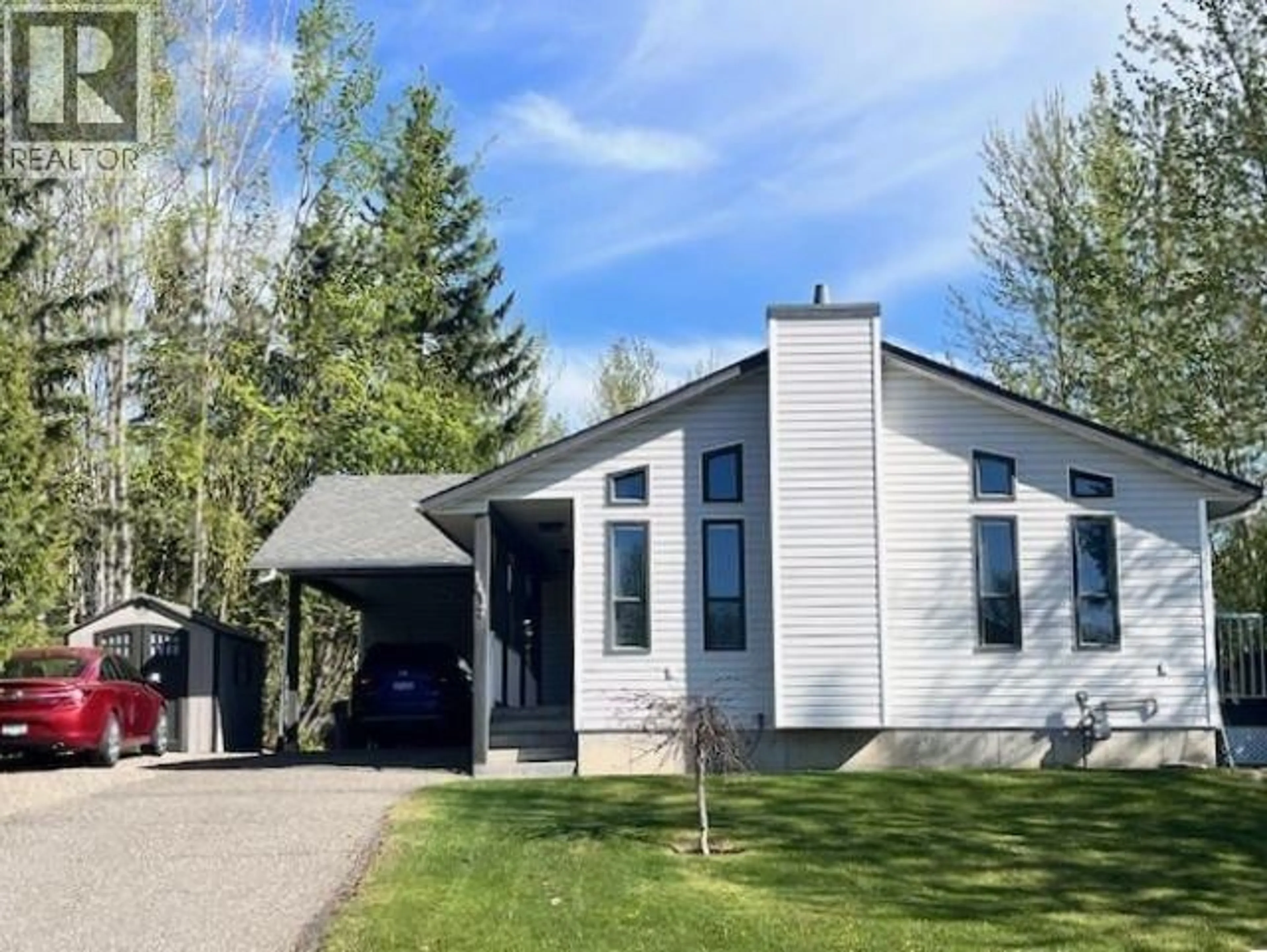 Home with vinyl exterior material, street for 1417 LEWIS DRIVE, Quesnel British Columbia V2J5T5