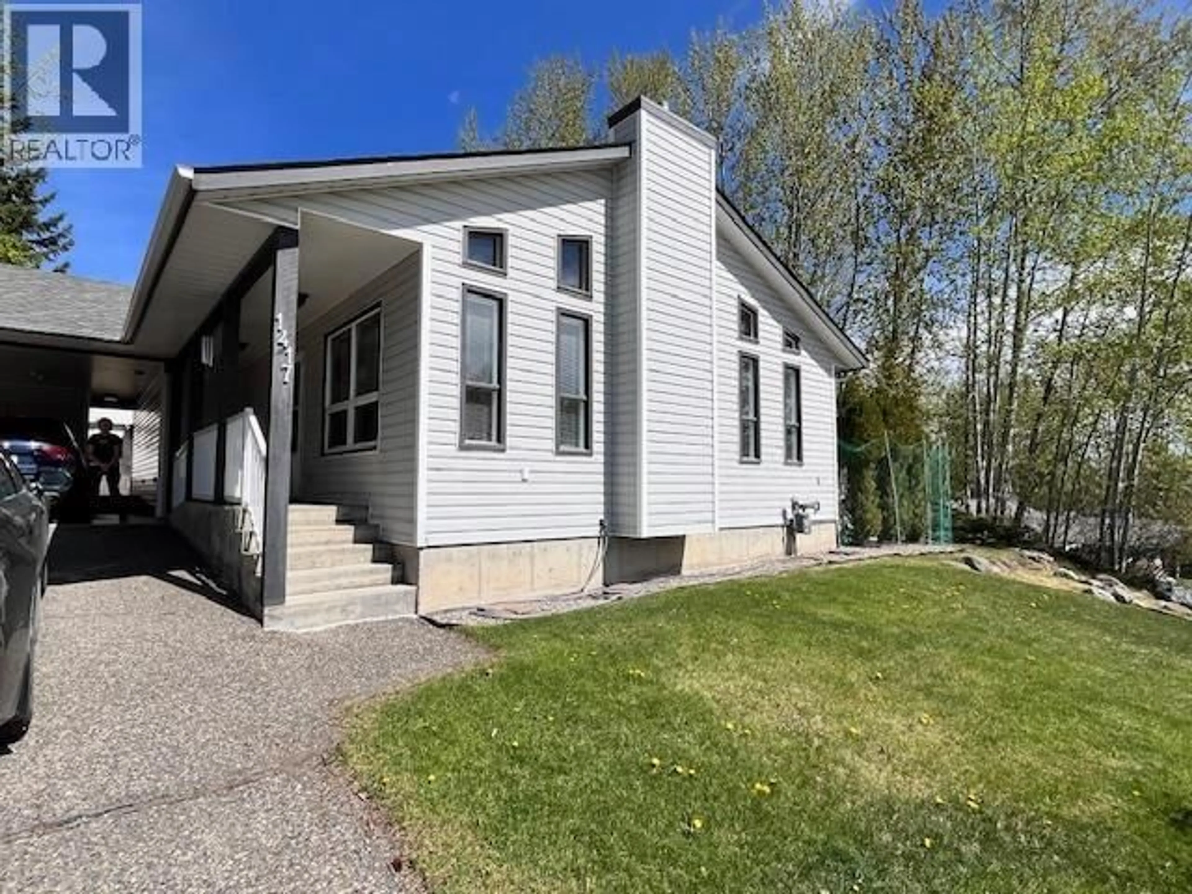 Home with vinyl exterior material, street for 1417 LEWIS DRIVE, Quesnel British Columbia V2J5T5