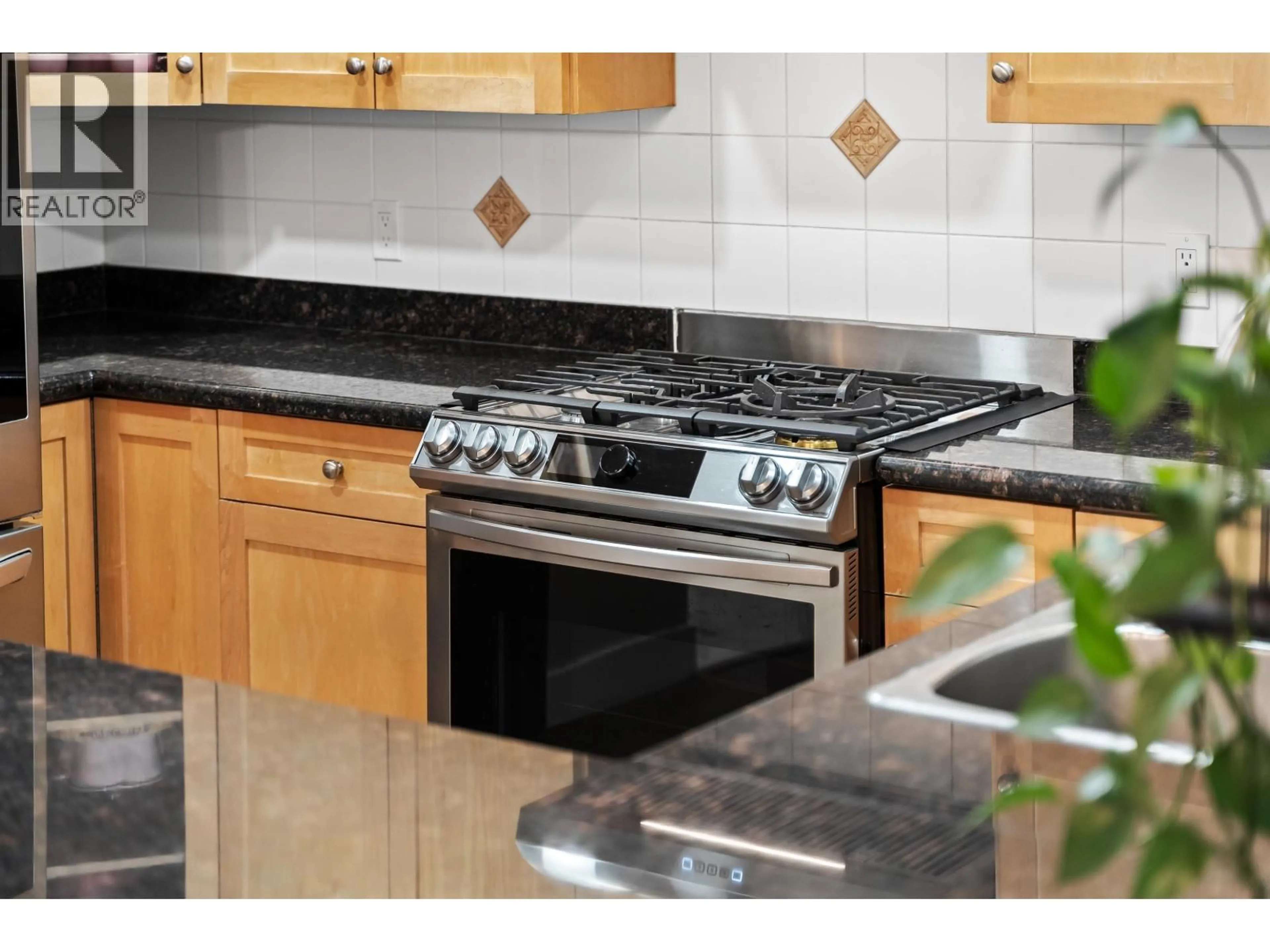 Standard kitchen, unknown for 12 - 11331 CAMBIE ROAD, Richmond British Columbia V6X1L3