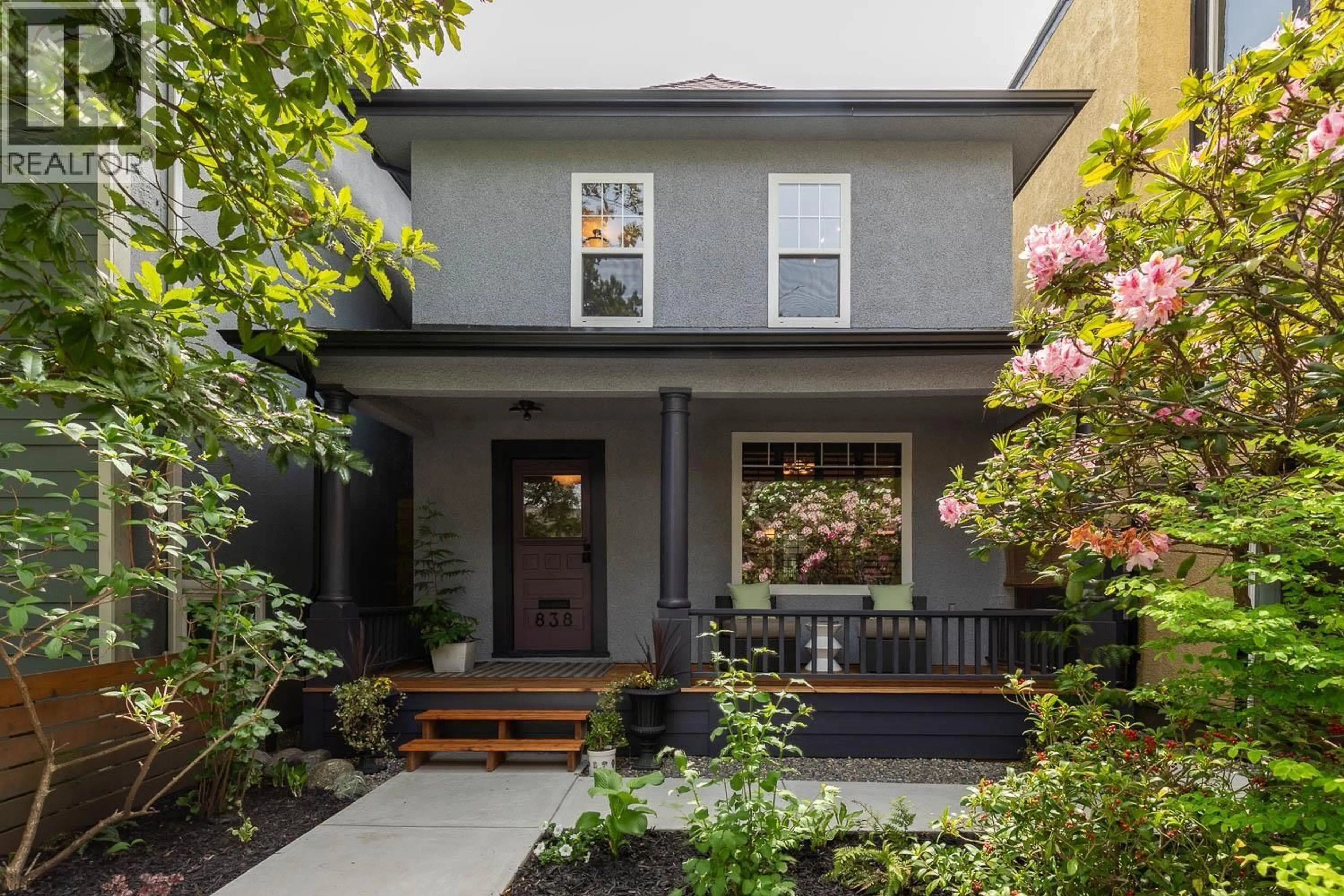 Home with brick exterior material, street for 838 PENDER STREET, Vancouver British Columbia V6A1W1