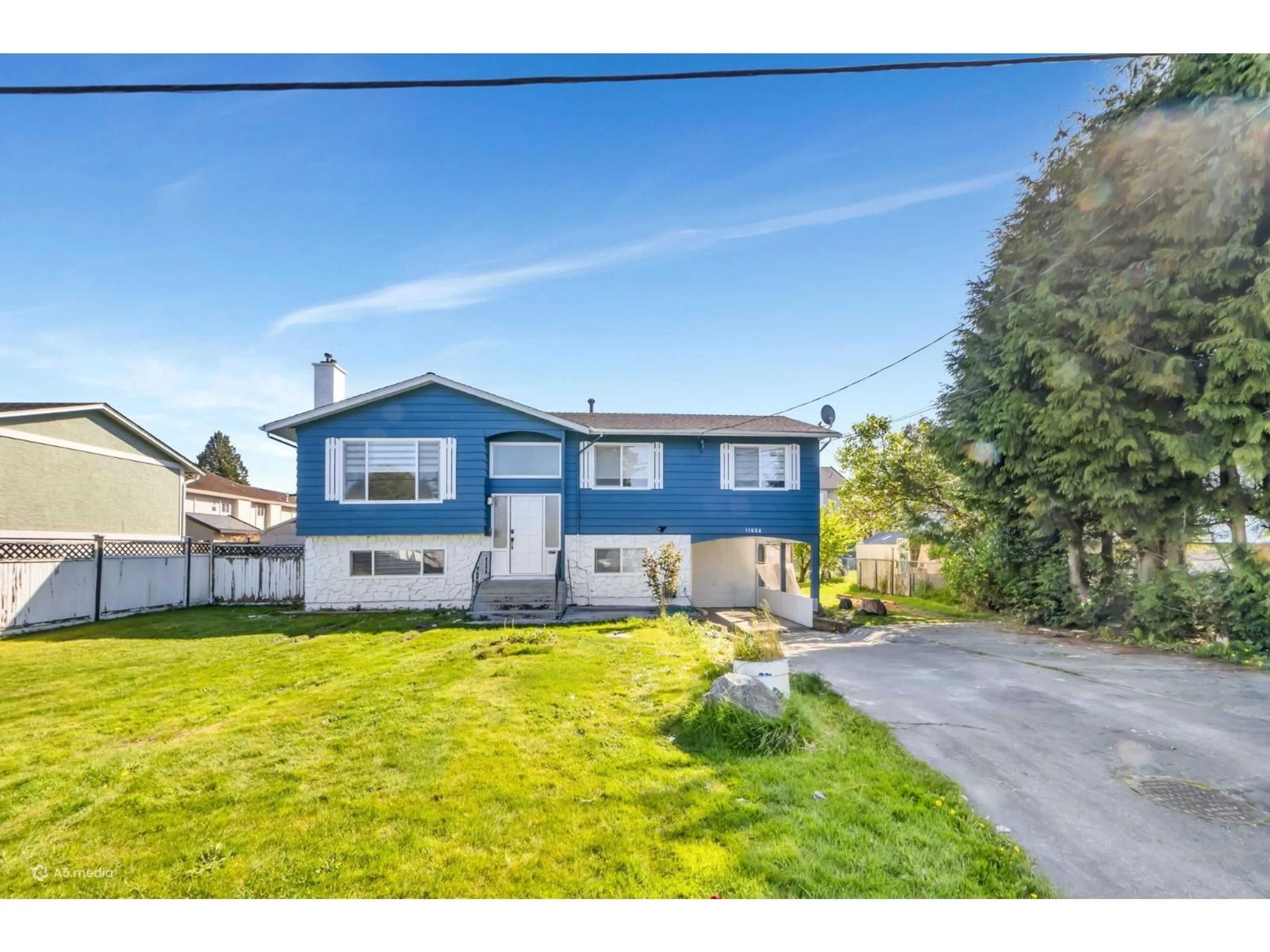 Home with vinyl exterior material, street for 11664 88A AVENUE, Delta British Columbia V4C3E5