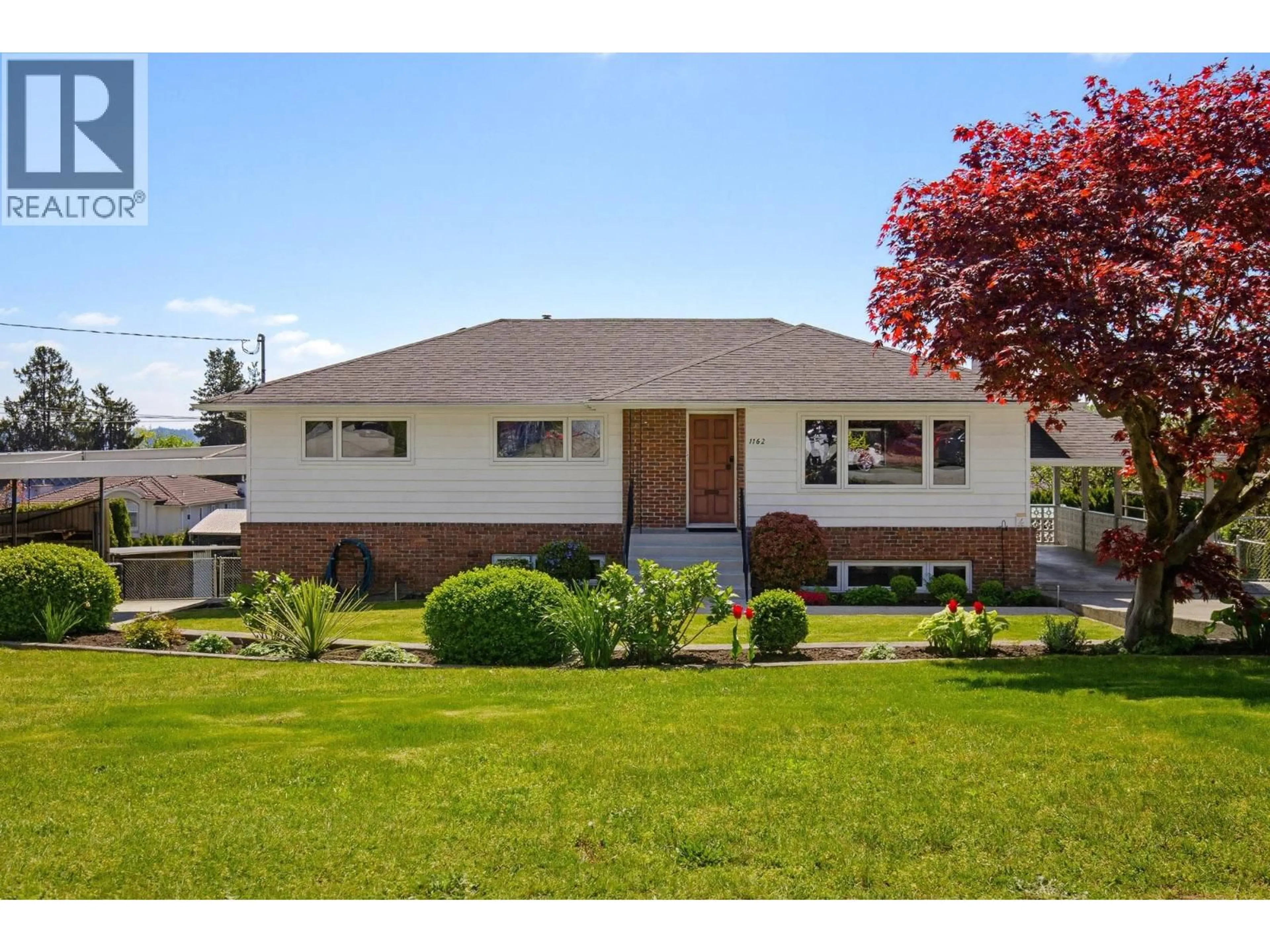 Home with vinyl exterior material, unknown for 1162 MADORE AVENUE, Coquitlam British Columbia V3K3B9