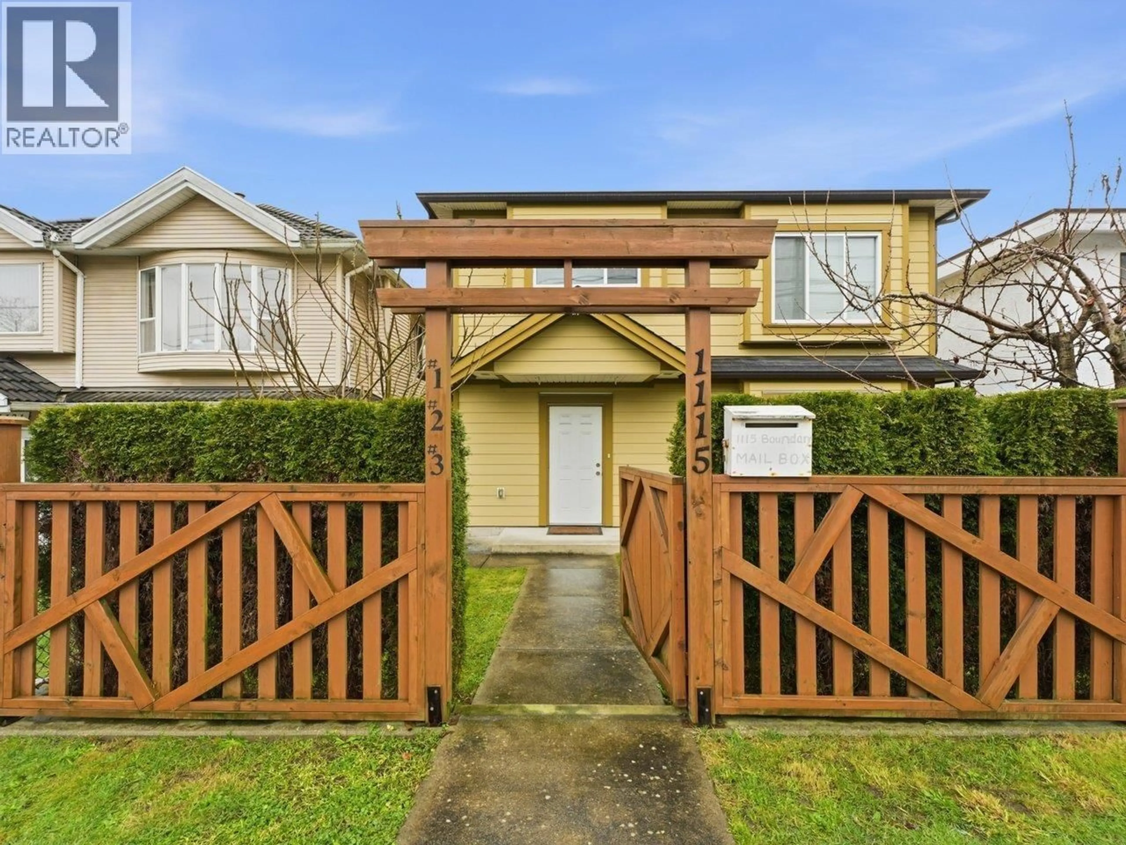 A pic from outside/outdoor area/front of a property/back of a property/a pic from drone, street for 1115 BOUNDARY ROAD, Vancouver British Columbia V5K4T4