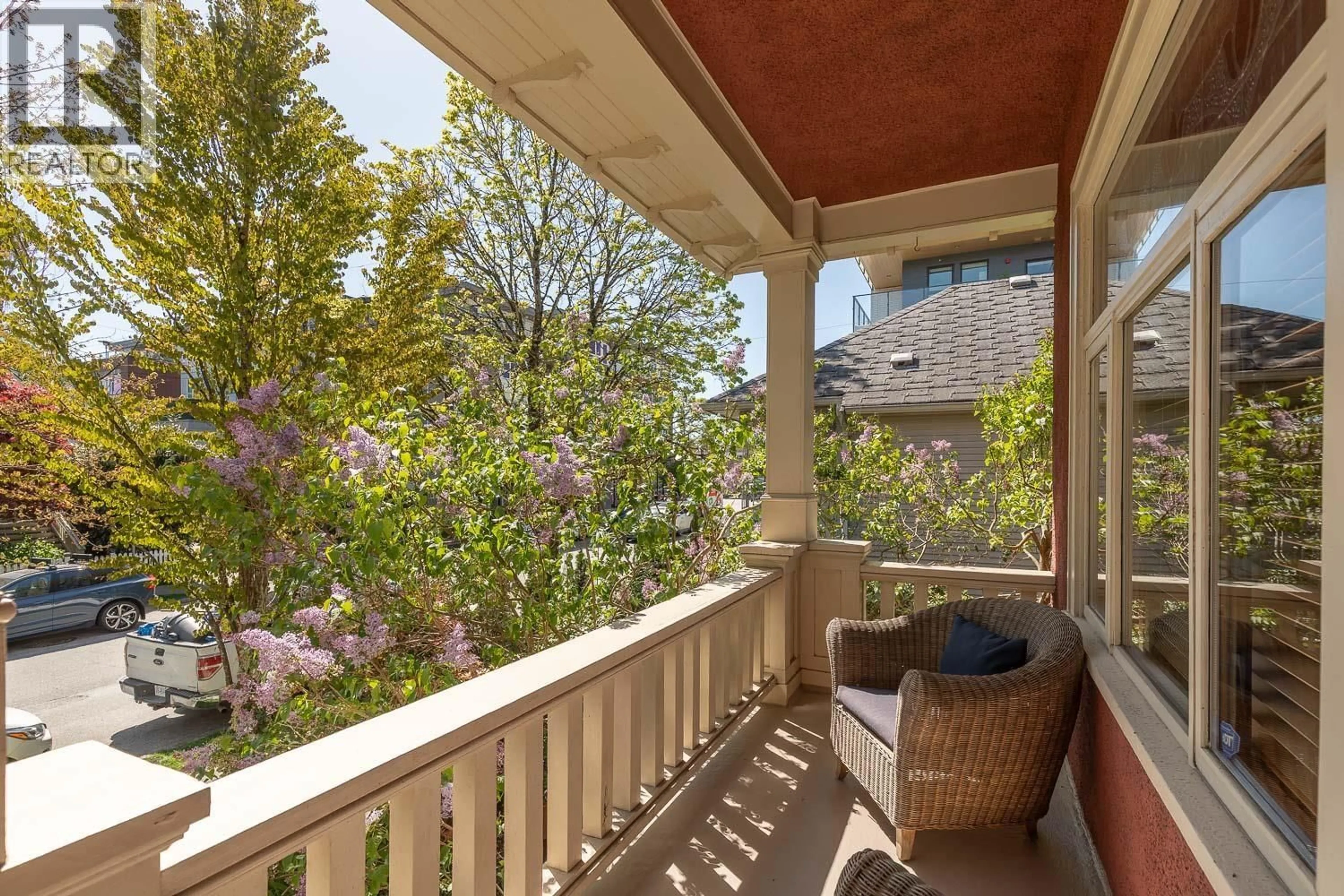 Patio, city buildings view from balcony for 237 24TH AVENUE, Vancouver British Columbia V5V1Z7