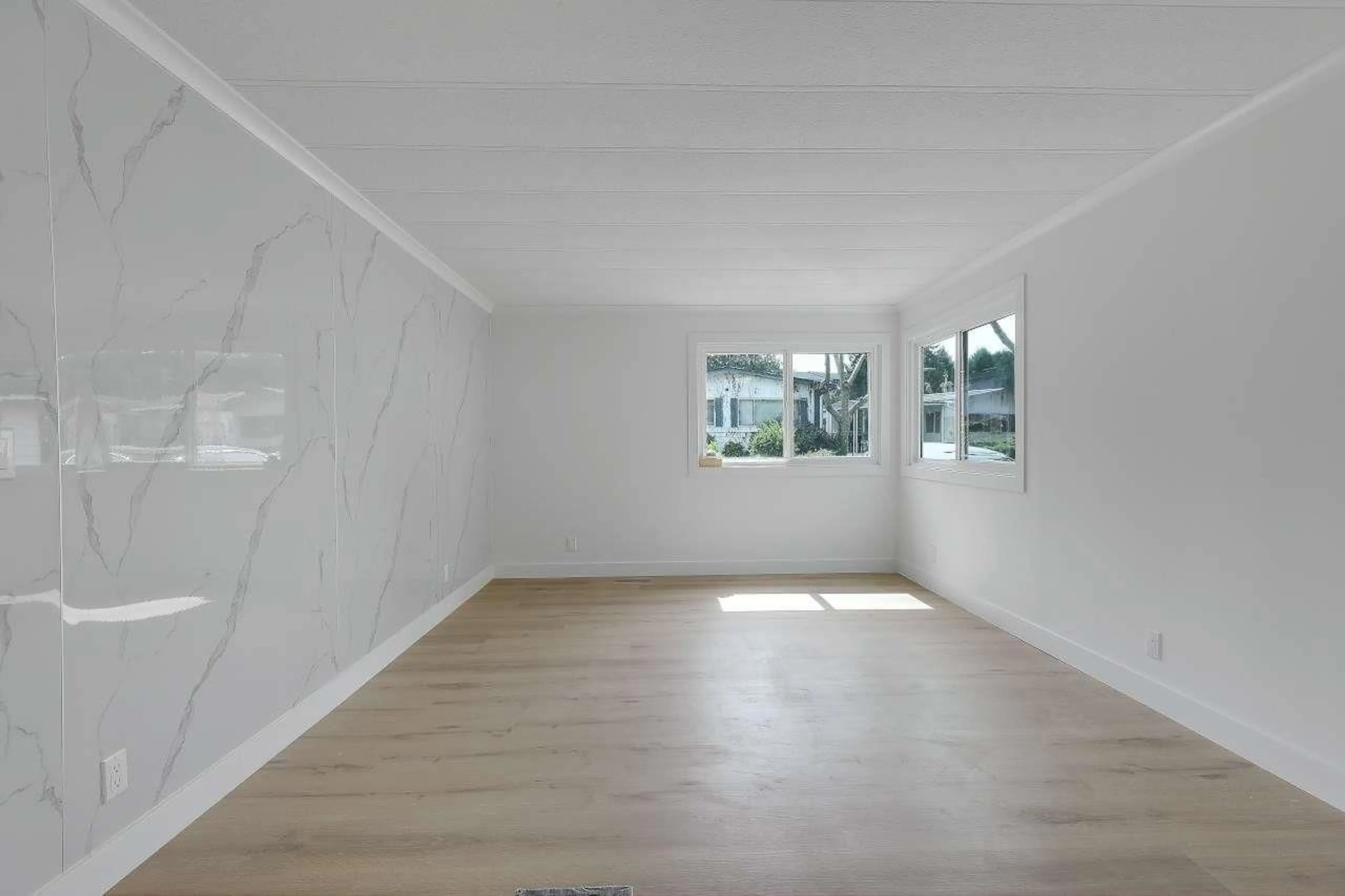 A pic of a room for 77 - 8220 KING GEORGE BOULEVARD, Surrey British Columbia V3W6E1