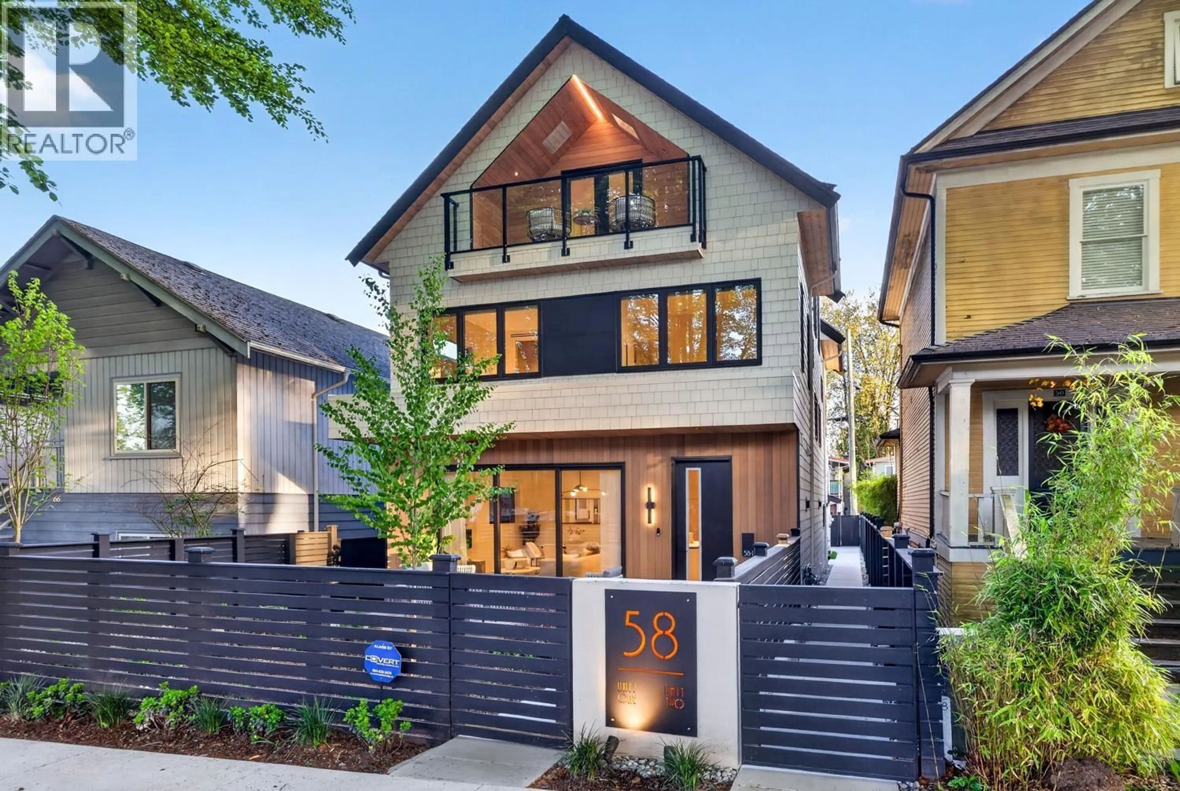 Home with brick exterior material, street for 1 - 58 40TH AVENUE, Vancouver British Columbia V5W1L4