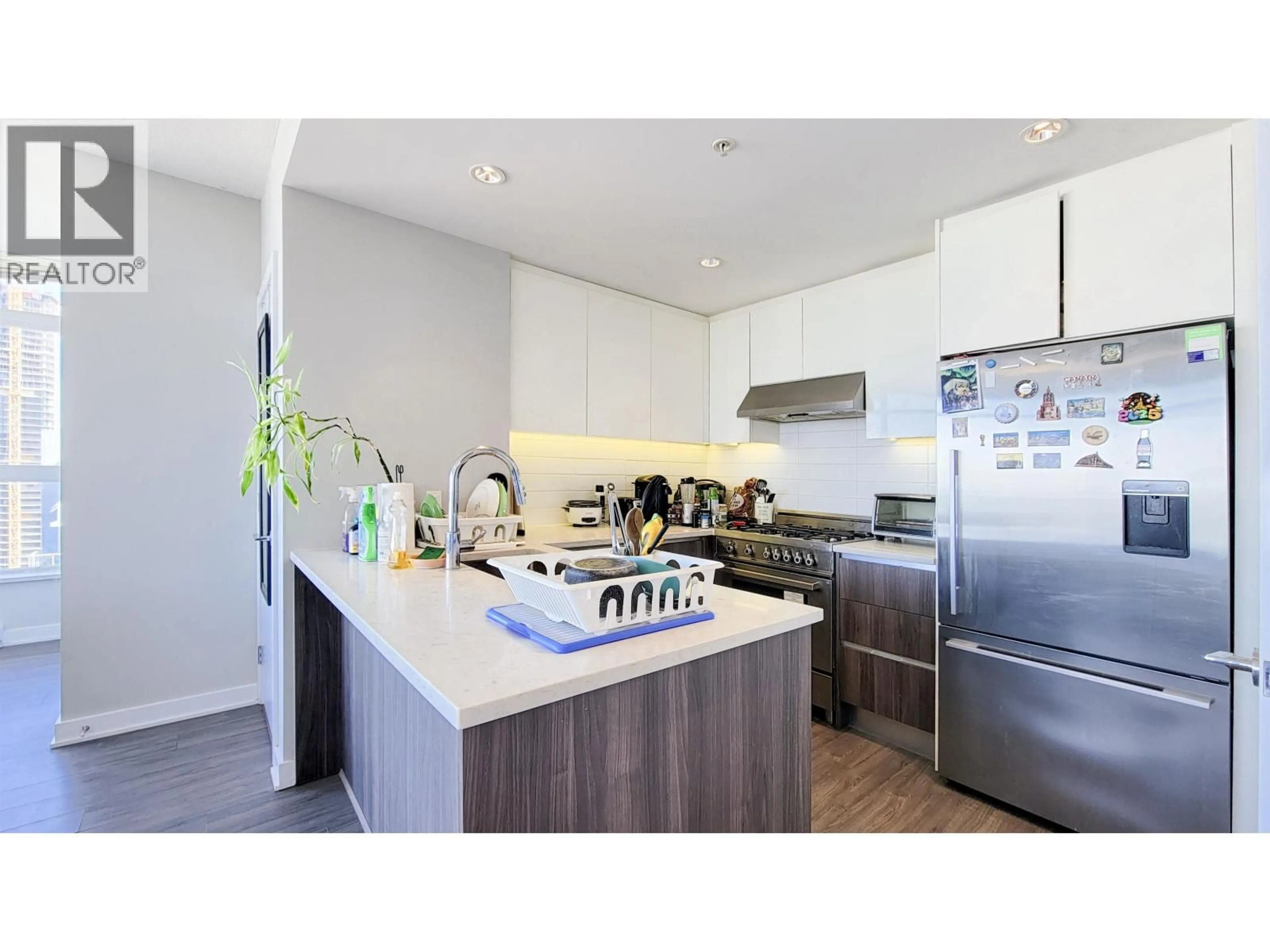 Unknown for 4003 - 4900 LENNOX LANE, Burnaby British Columbia V5H0G9