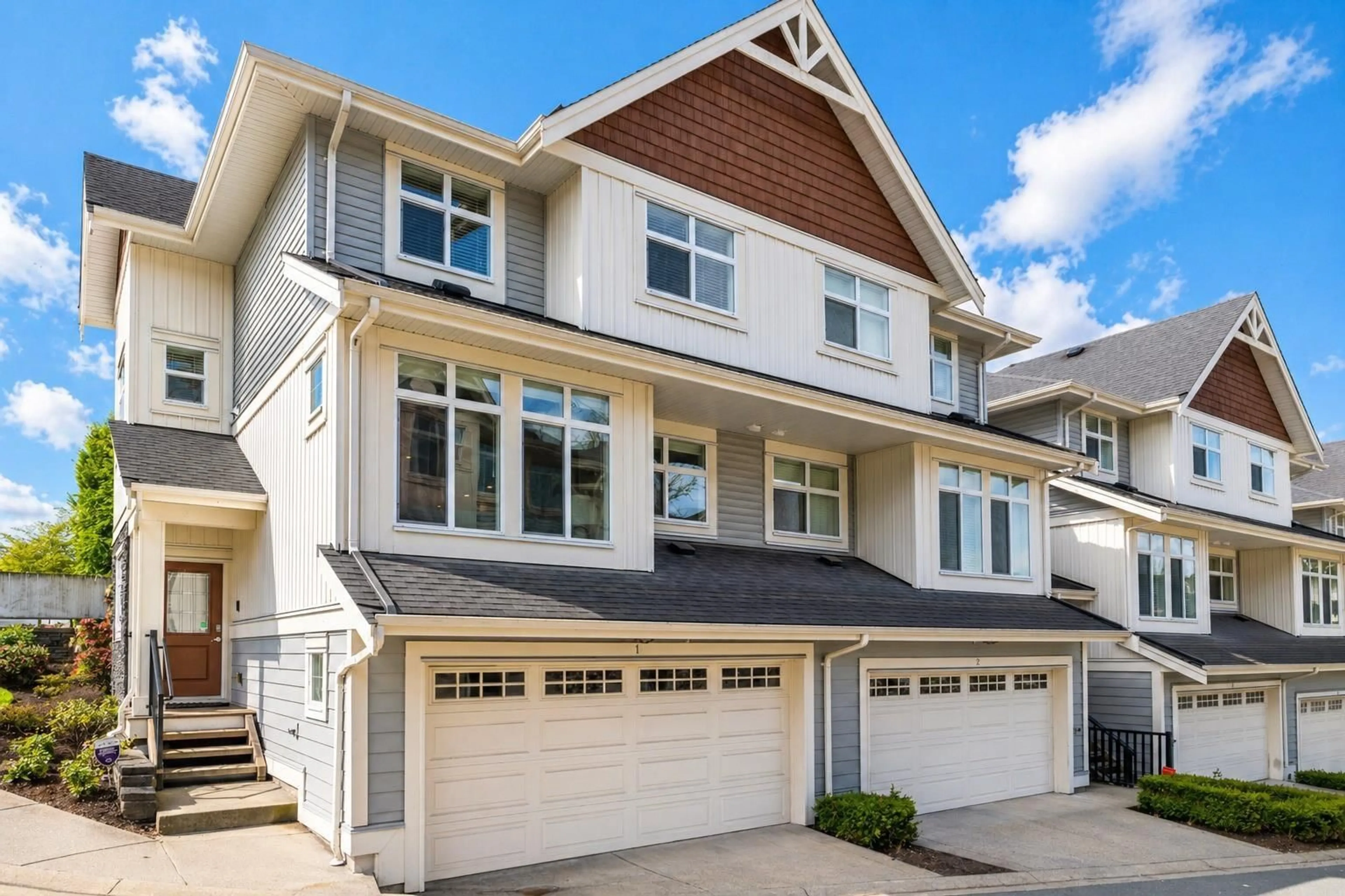 Home with vinyl exterior material, street for 1 - 7198 179 STREET, Surrey British Columbia V3S8C5
