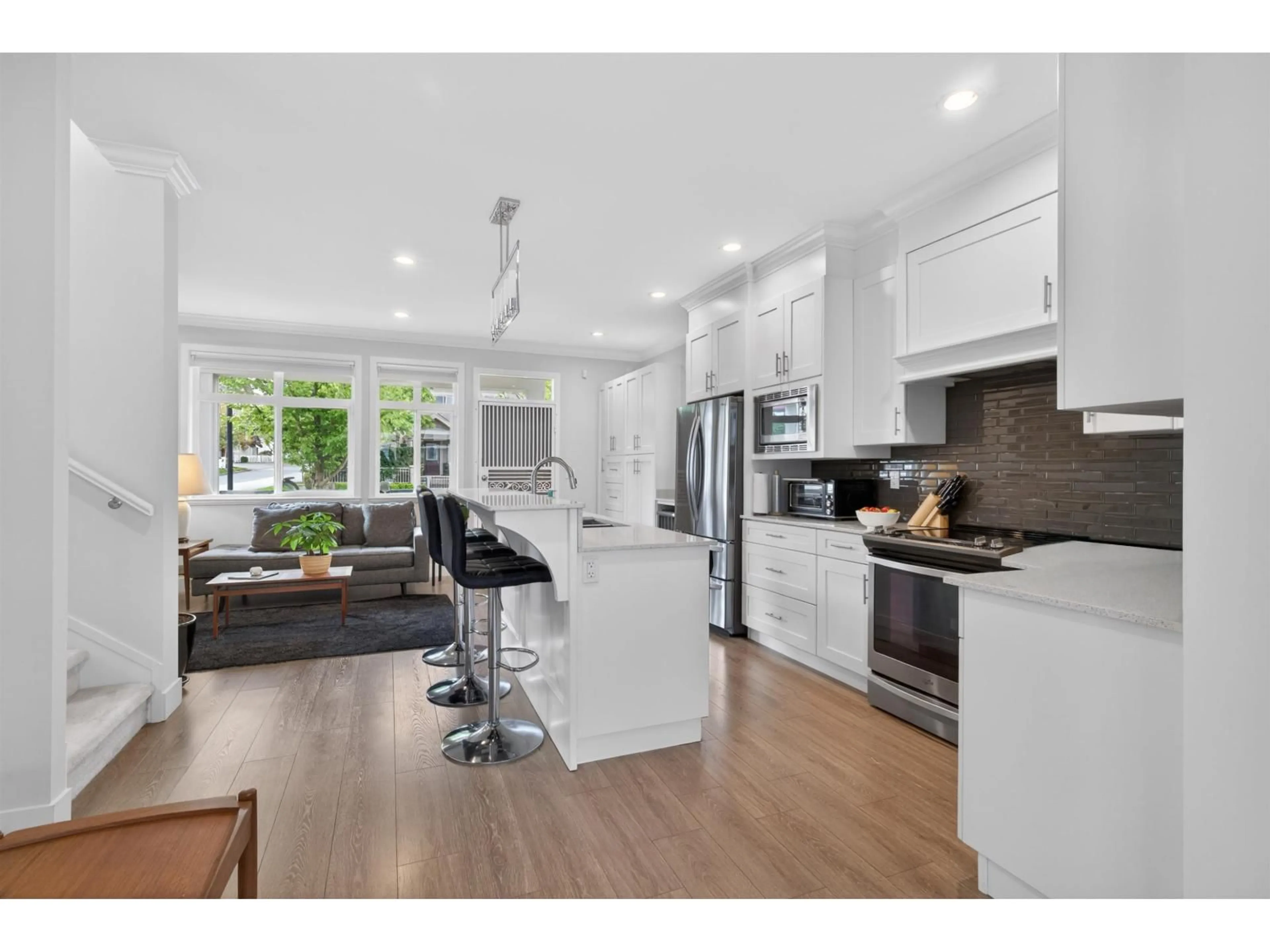 Open concept kitchen, unknown for 1 - 7198 179 STREET, Surrey British Columbia V3S8C5