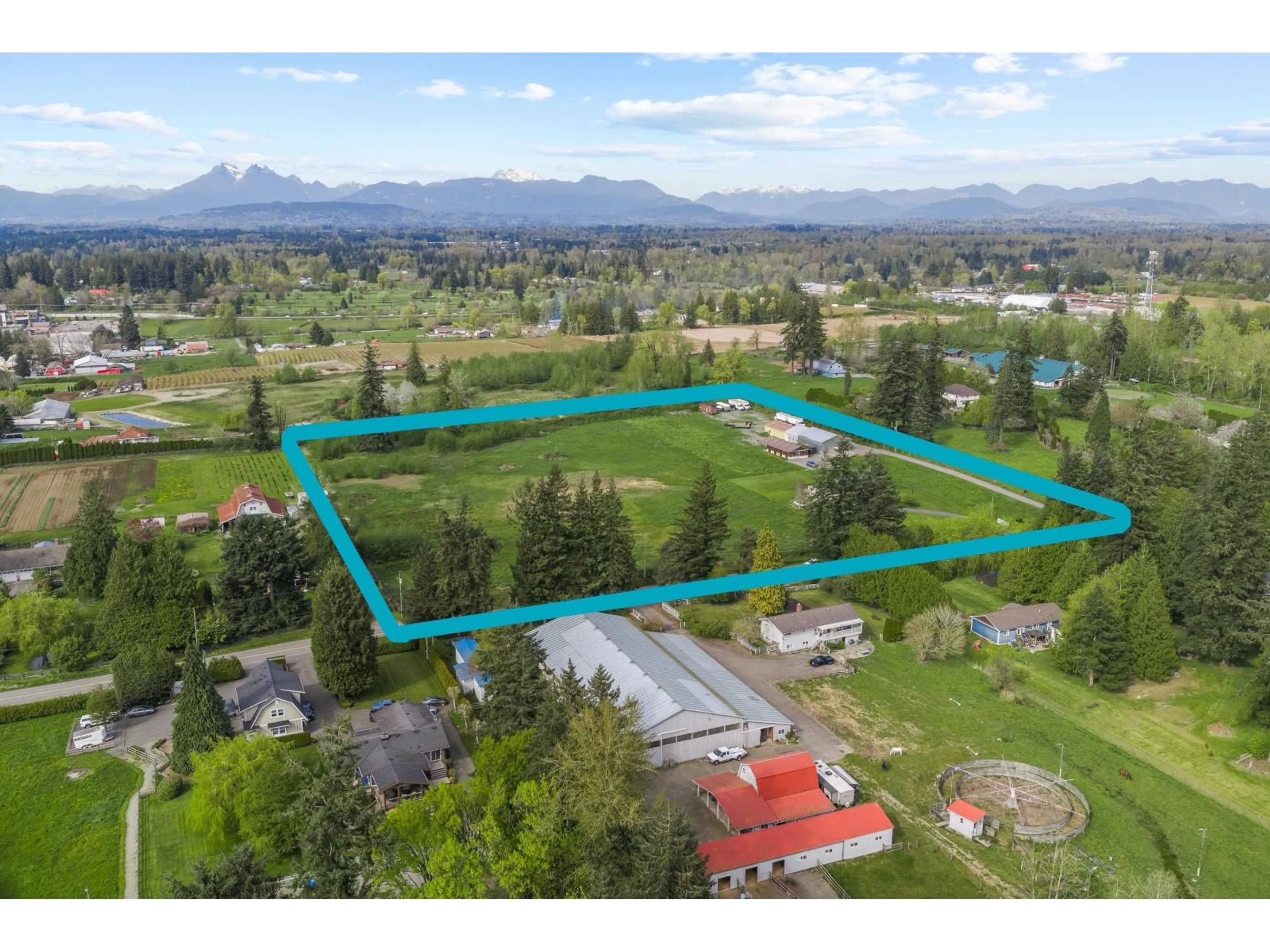 A pic from outside/outdoor area/front of a property/back of a property/a pic from drone, mountain view for 24985 32 AVENUE, Langley British Columbia V4W2A1