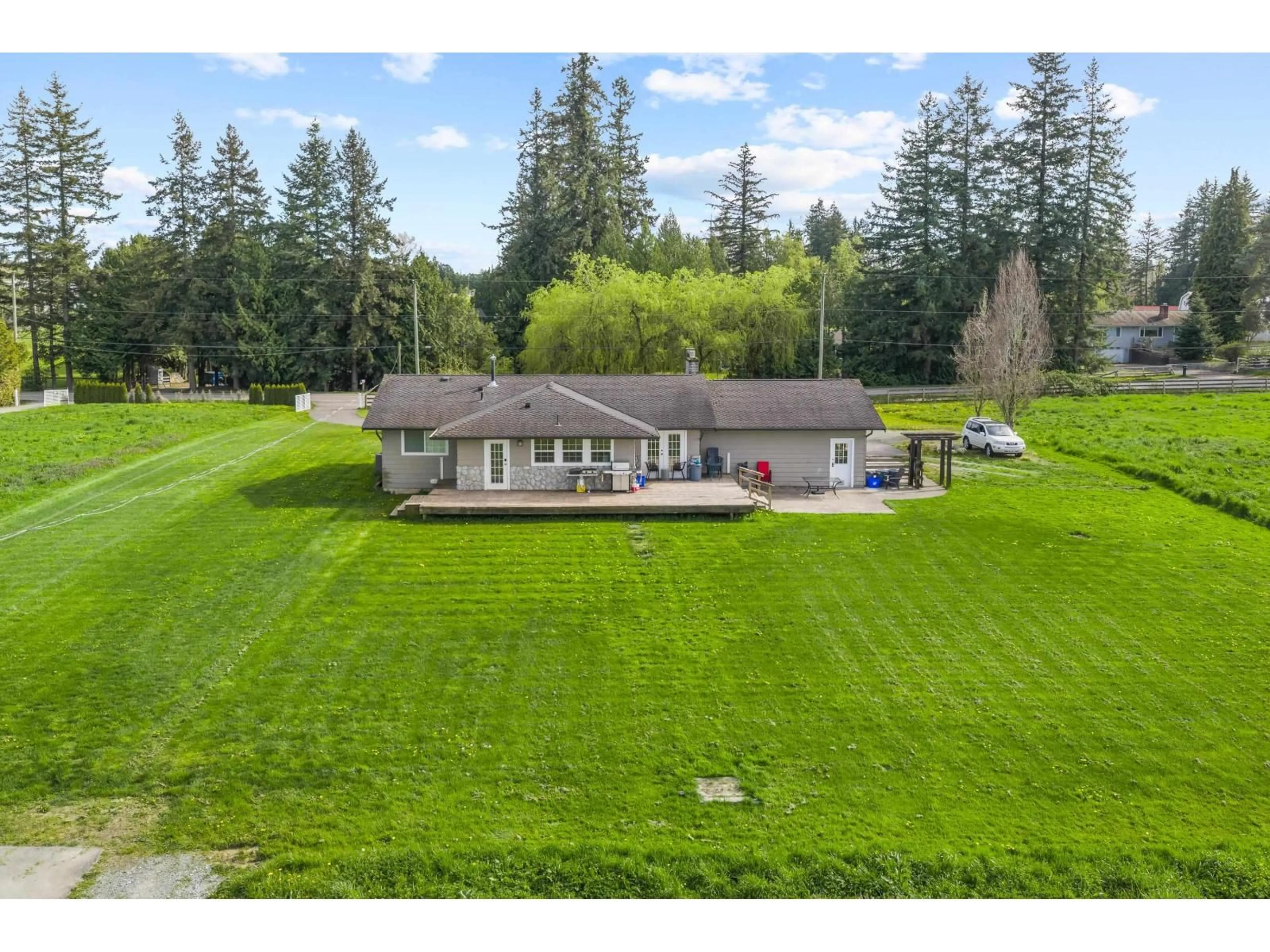 A pic from outside/outdoor area/front of a property/back of a property/a pic from drone, unknown for 24985 32 AVENUE, Langley British Columbia V4W2A1