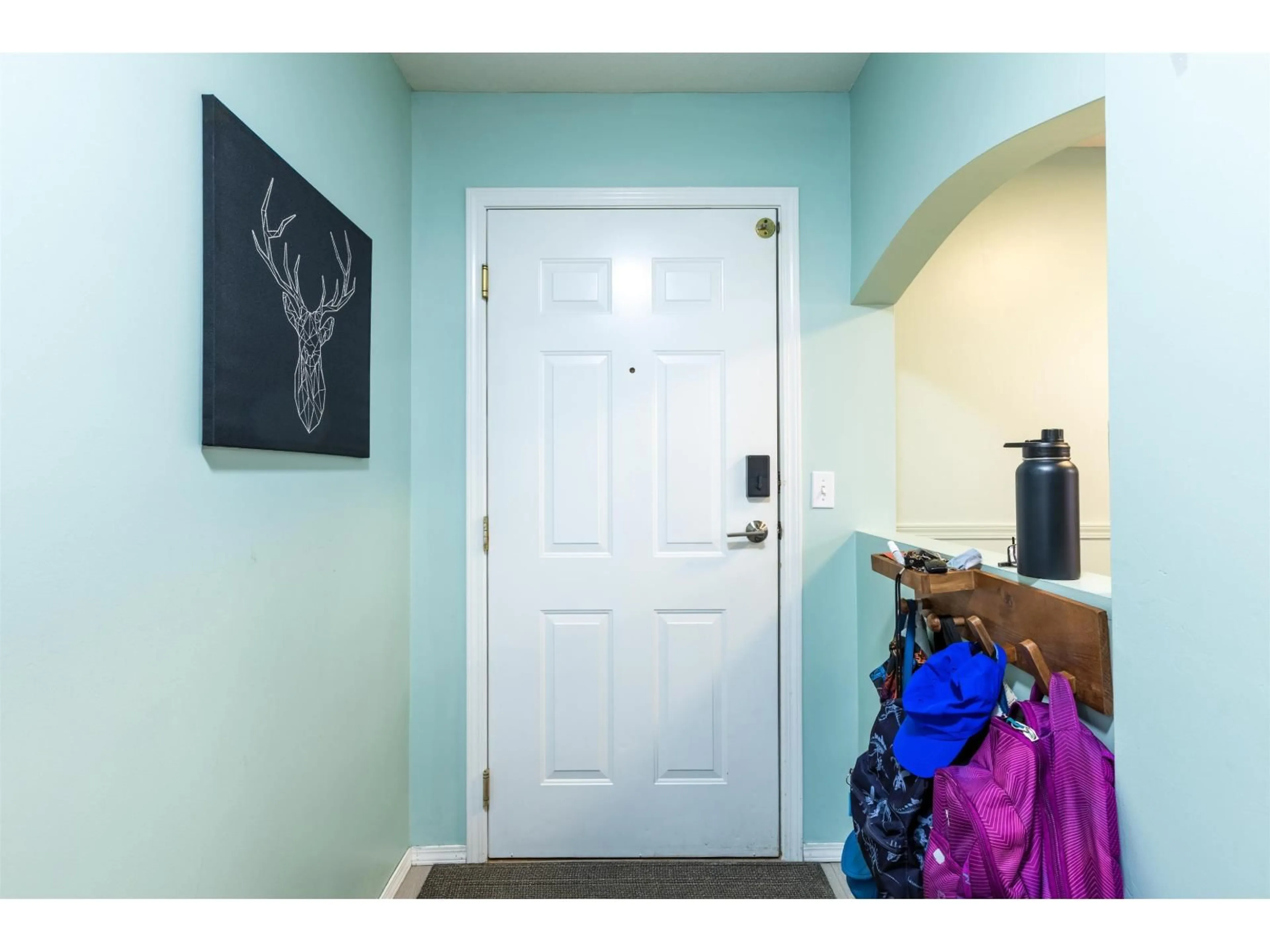 Indoor entryway for 114 - 2750 FAIRLANE STREET, Abbotsford British Columbia V2S7K9