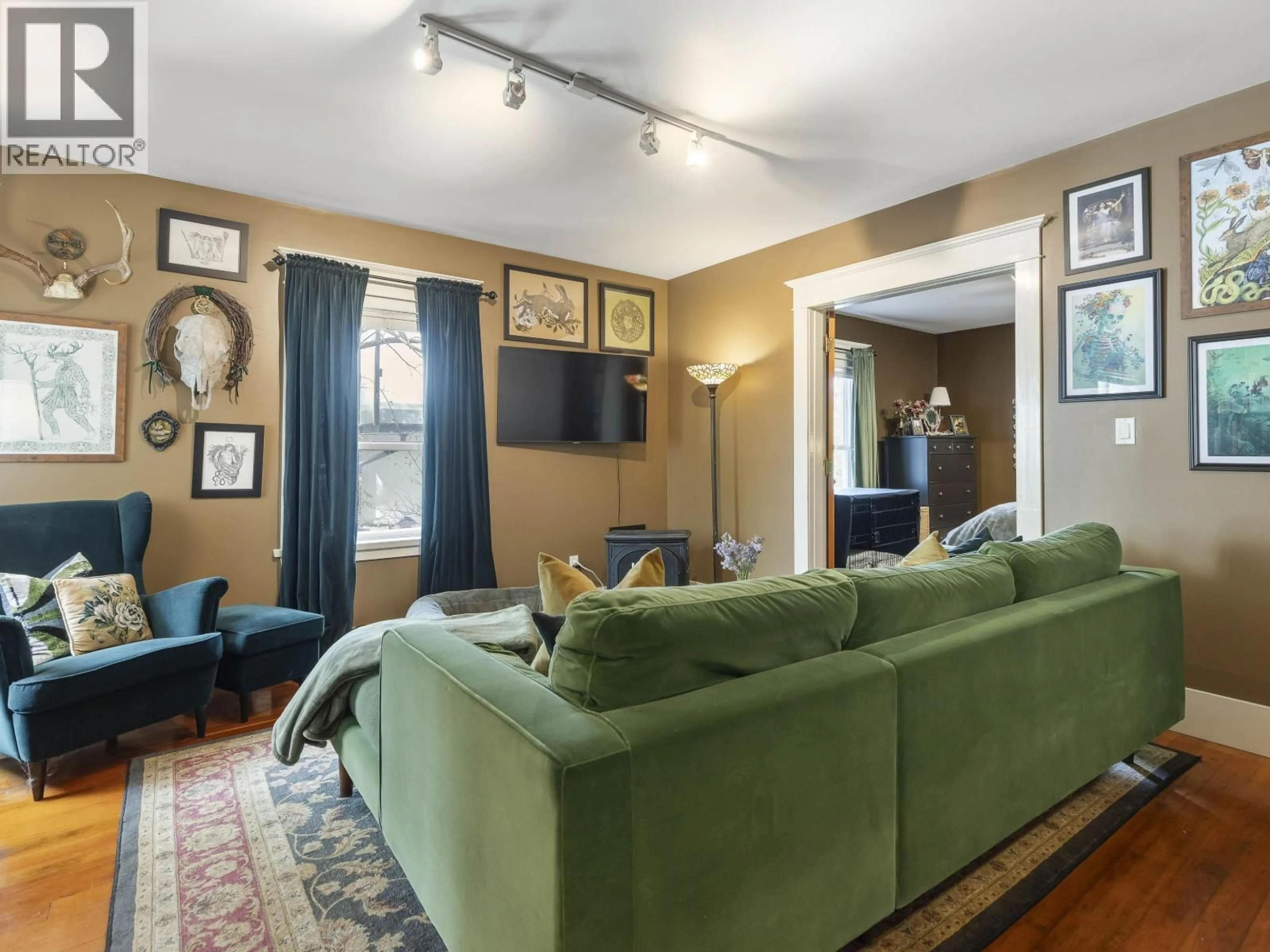 Living room with furniture, unknown for 2258 OXFORD STREET, Vancouver British Columbia V5L1G1
