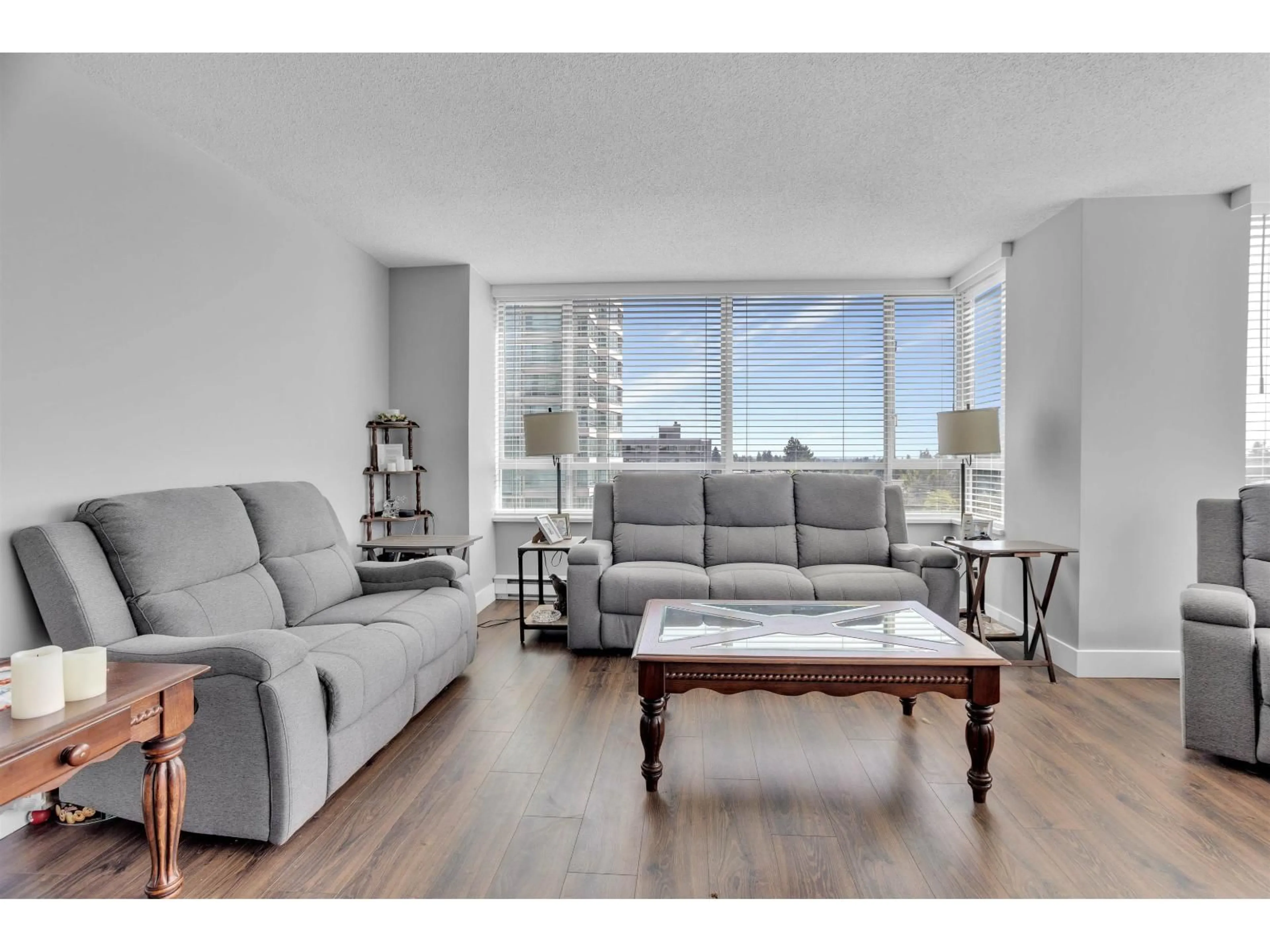 Unknown for 804 - 15030 101 AVENUE, Surrey British Columbia V3R0N3
