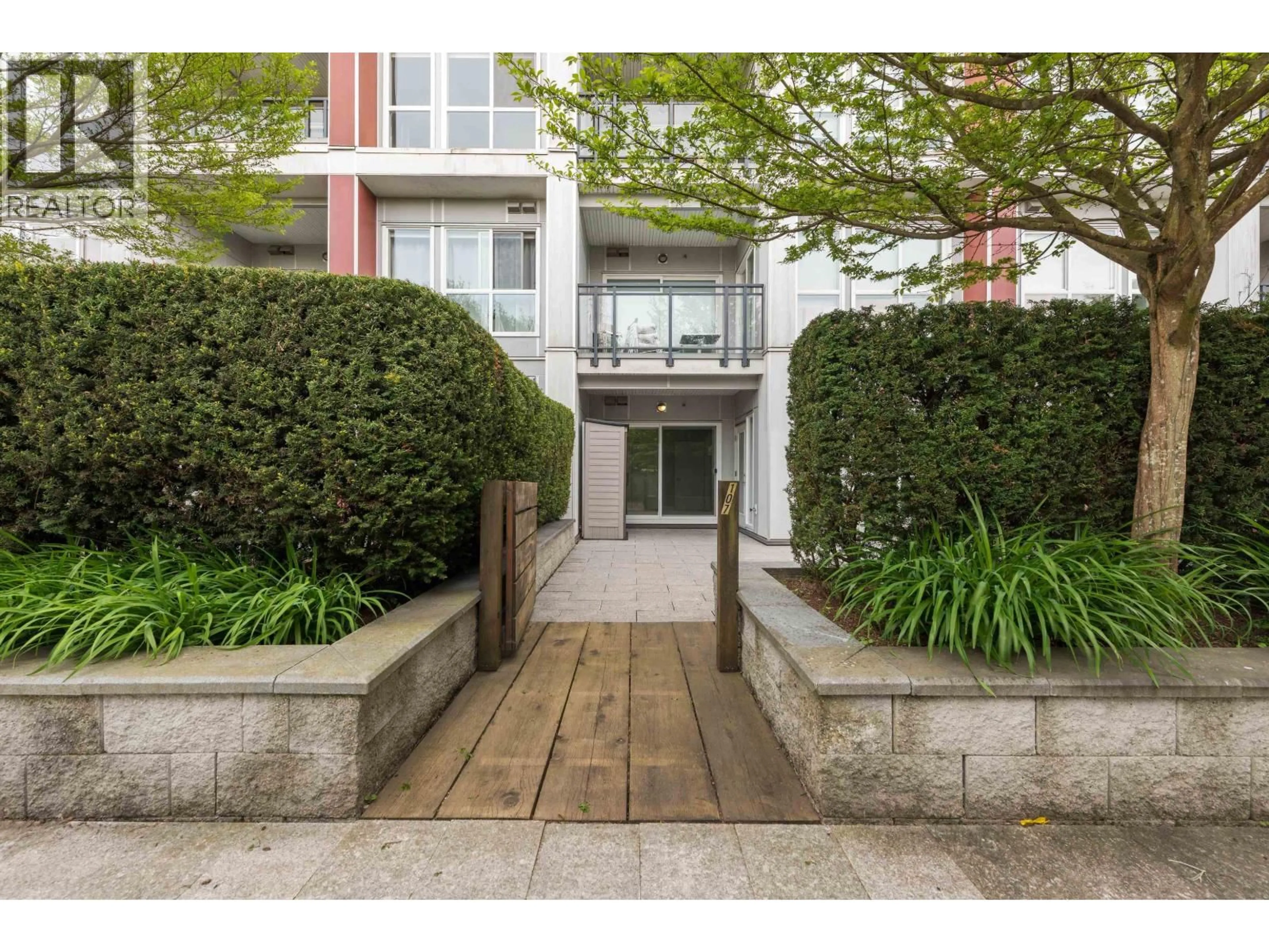 Patio, street for 107 - 10033 RIVER DRIVE, Richmond British Columbia V6X0L2