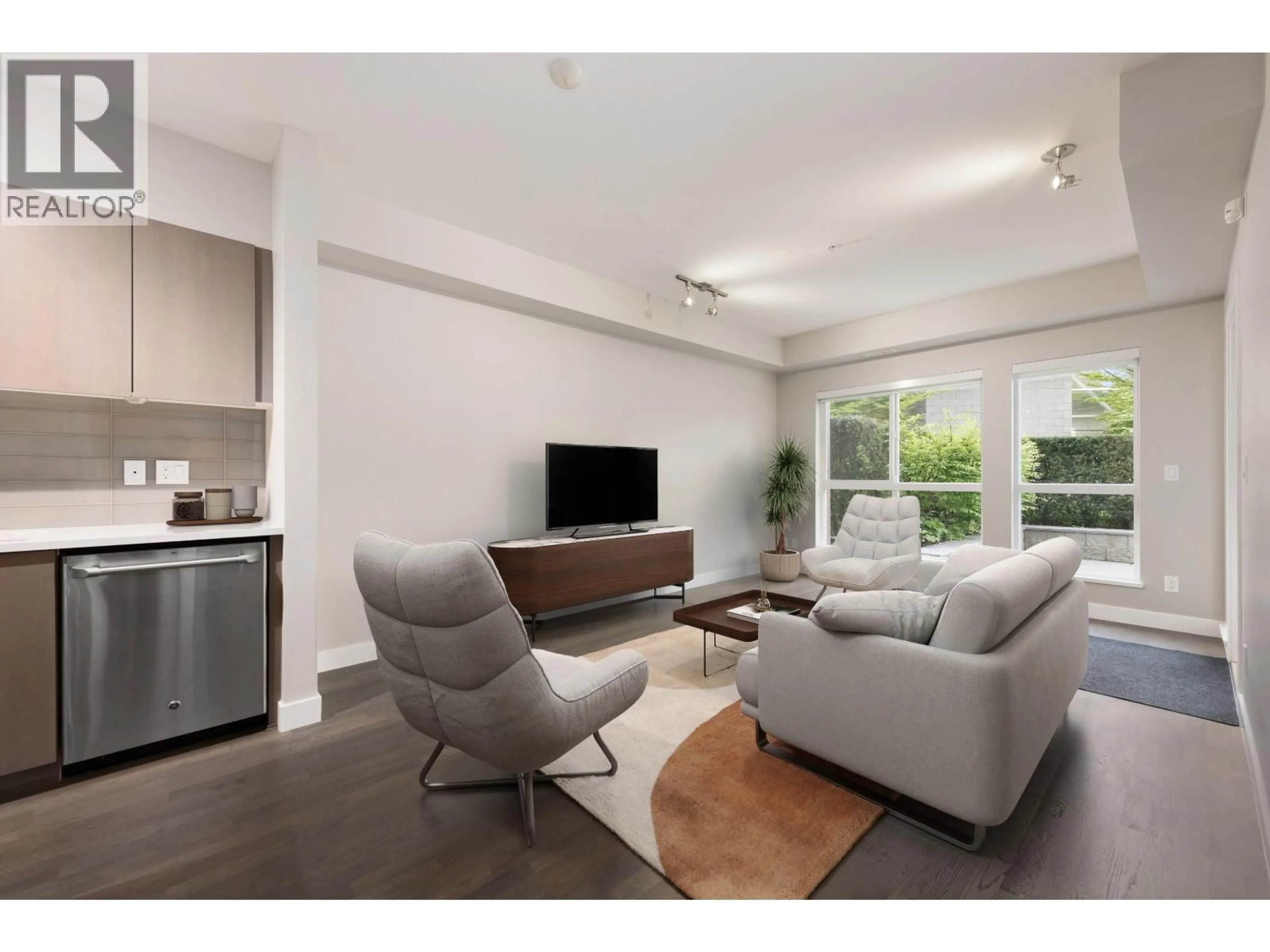 Living room with furniture, unknown for 107 - 10033 RIVER DRIVE, Richmond British Columbia V6X0L2
