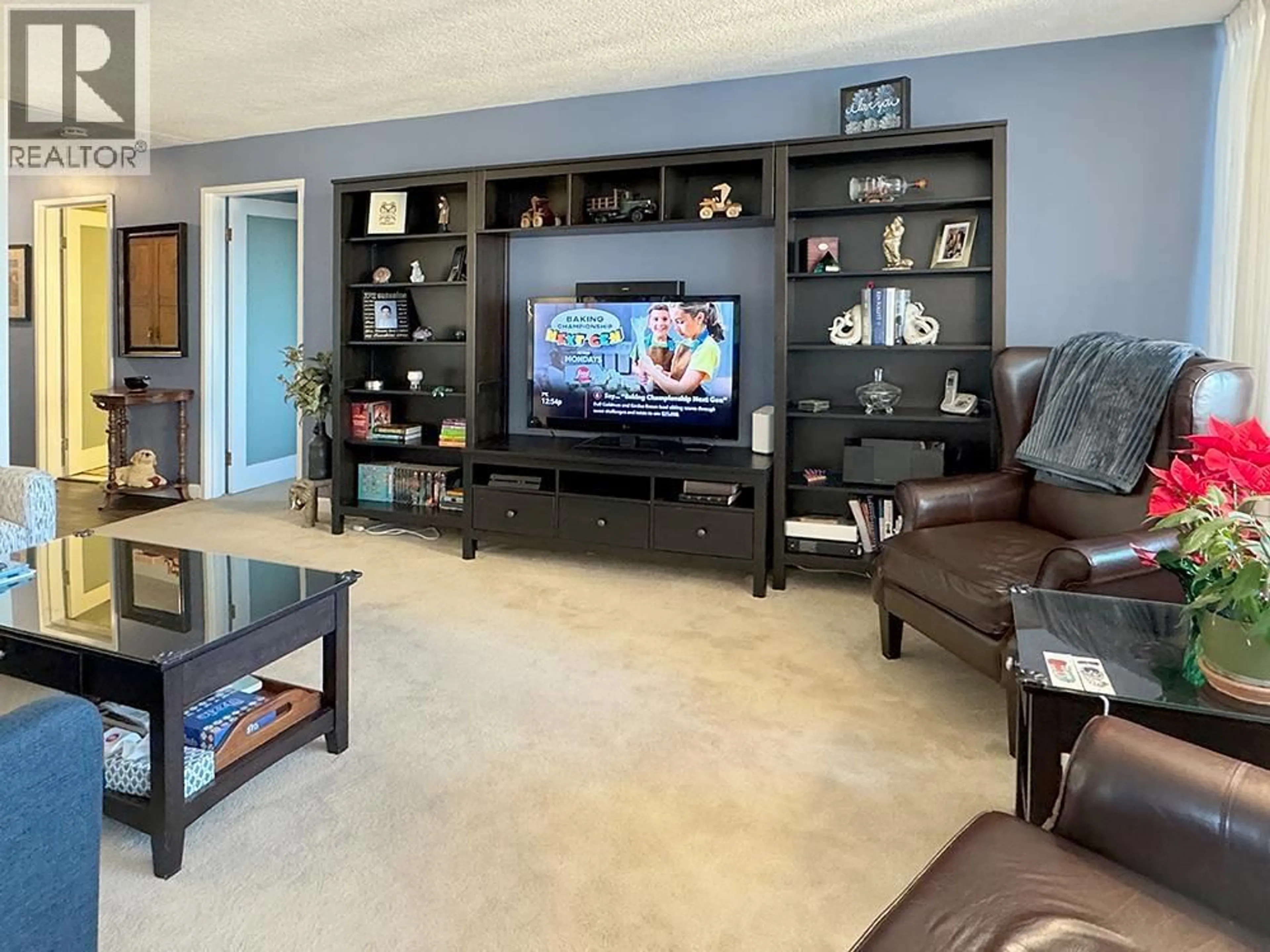 Living room with furniture, unknown for 1004 - 6651 MINORU BOULEVARD, Richmond British Columbia V6Y1Z2