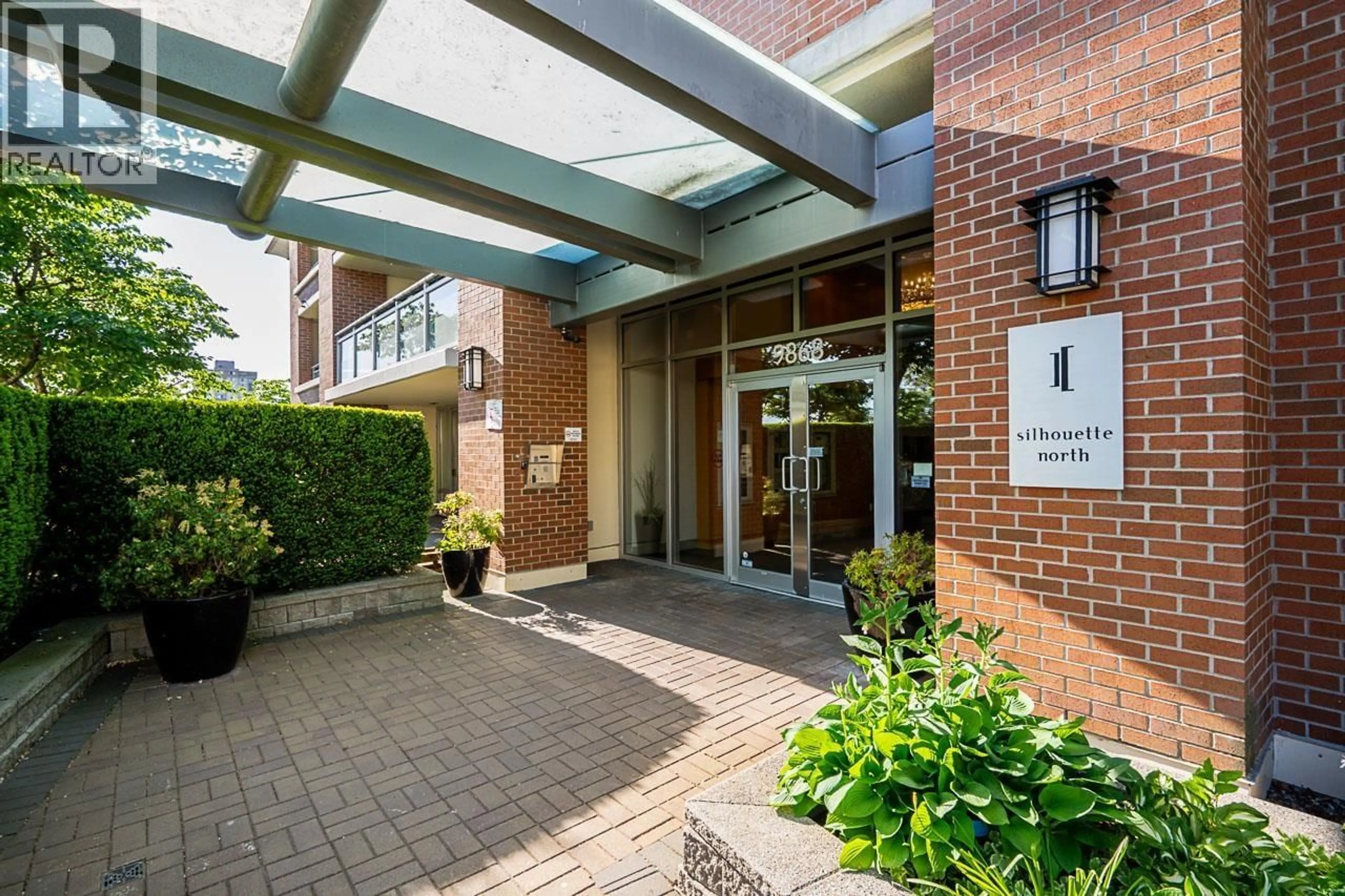 Indoor foyer for 1207 - 9868 CAMERON STREET, Burnaby British Columbia V3J0A5