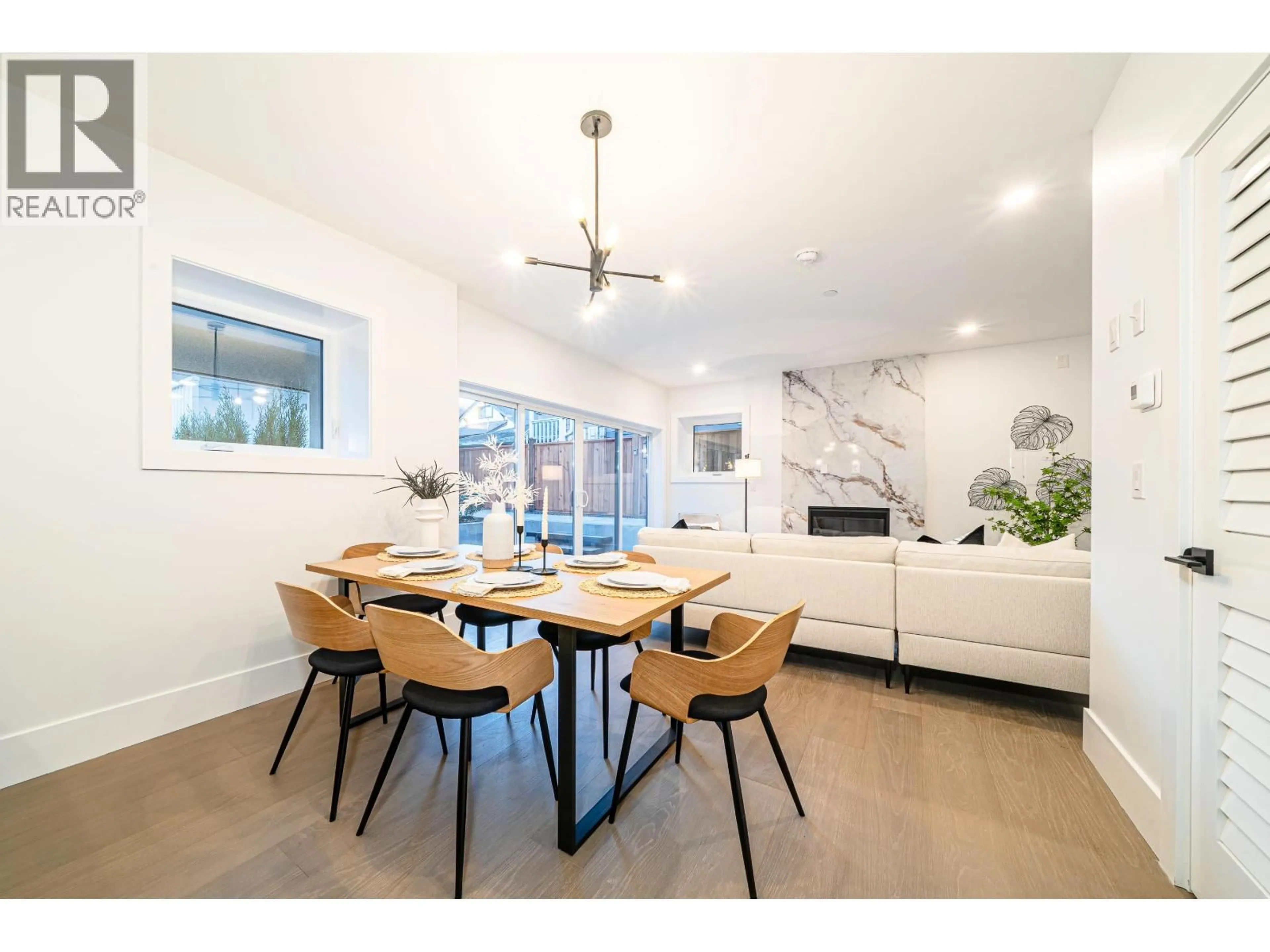 Dining room, unknown for 1 - 2735 8TH AVENUE, Vancouver British Columbia V6K2B7