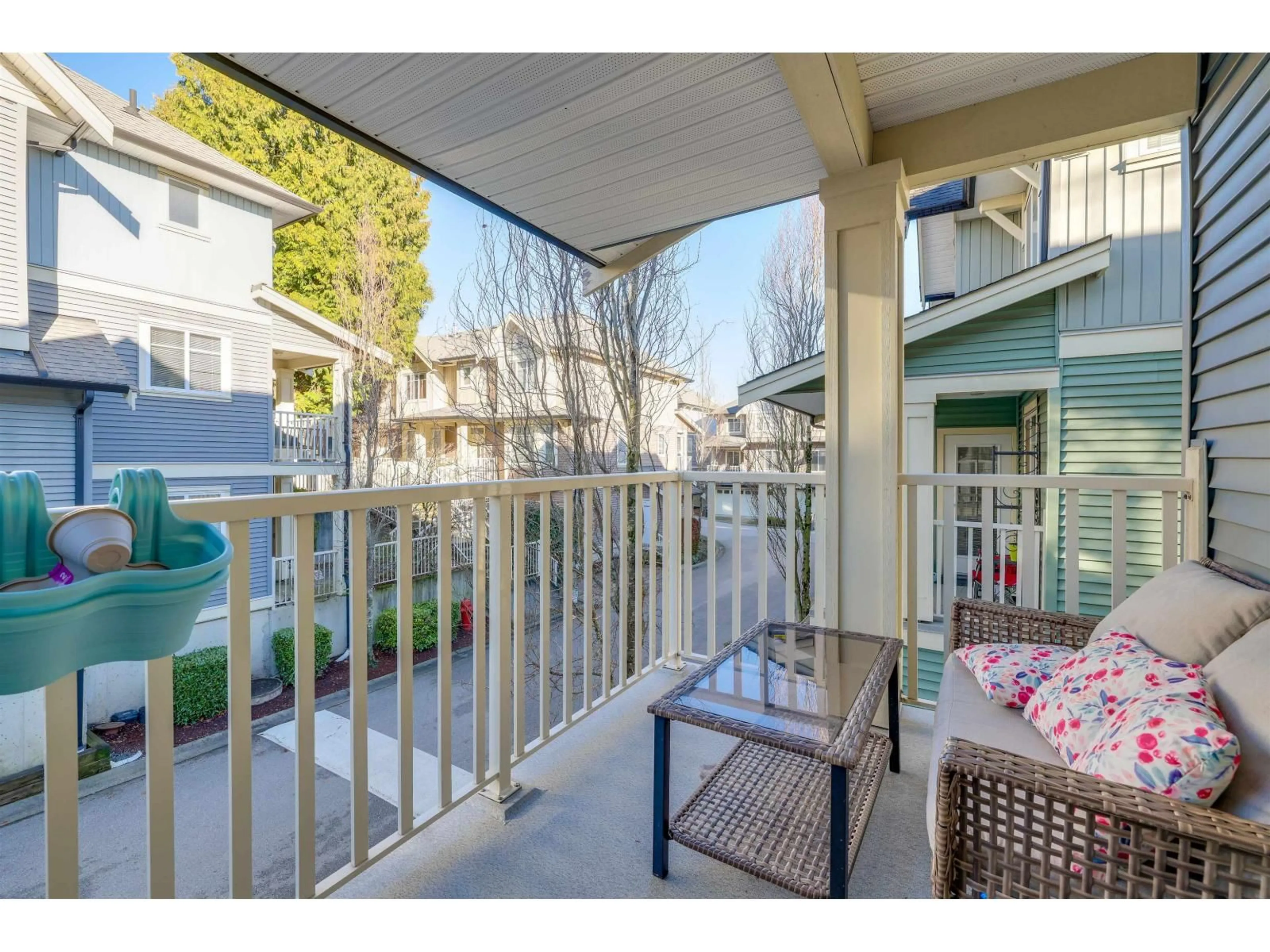 Patio, unknown for 23 - 6575 192 STREET, Surrey British Columbia V4N5T8