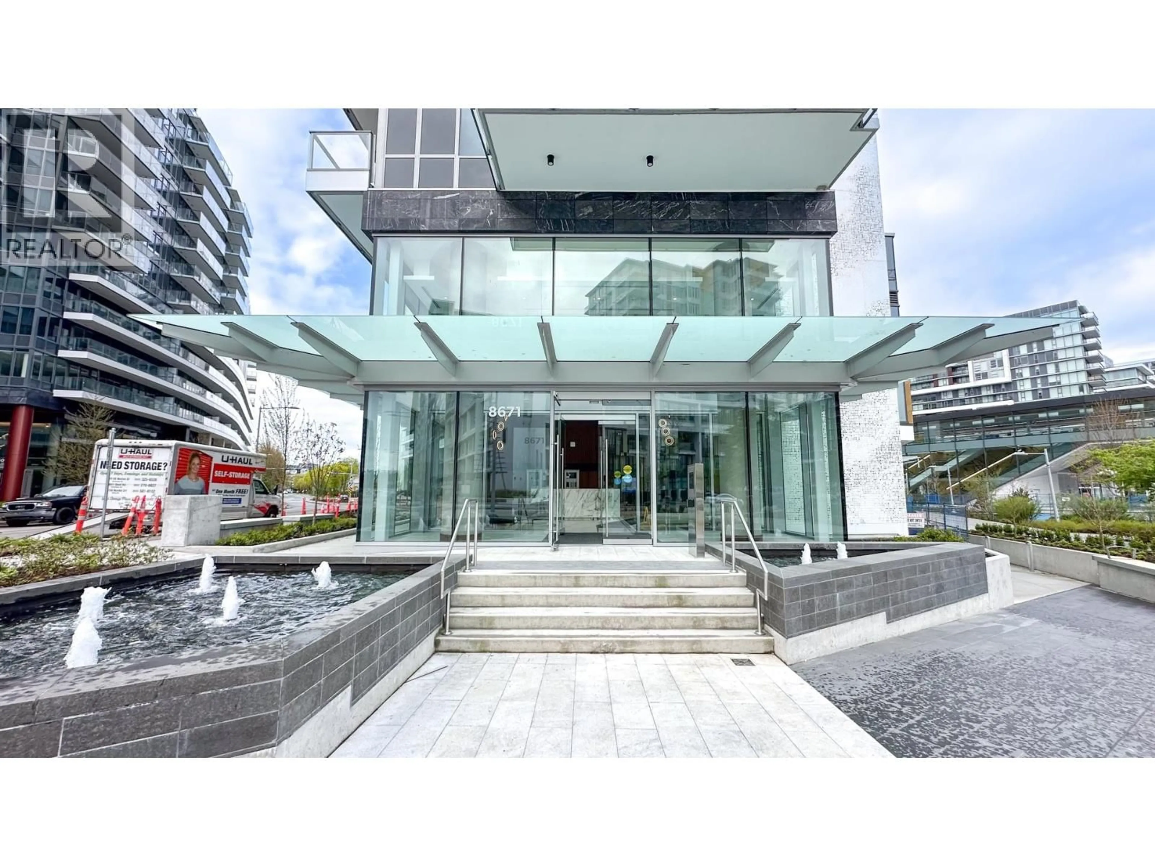 Indoor foyer for 489 - 8671 HAZELBRIDGE WAY, Richmond British Columbia V6X0W9