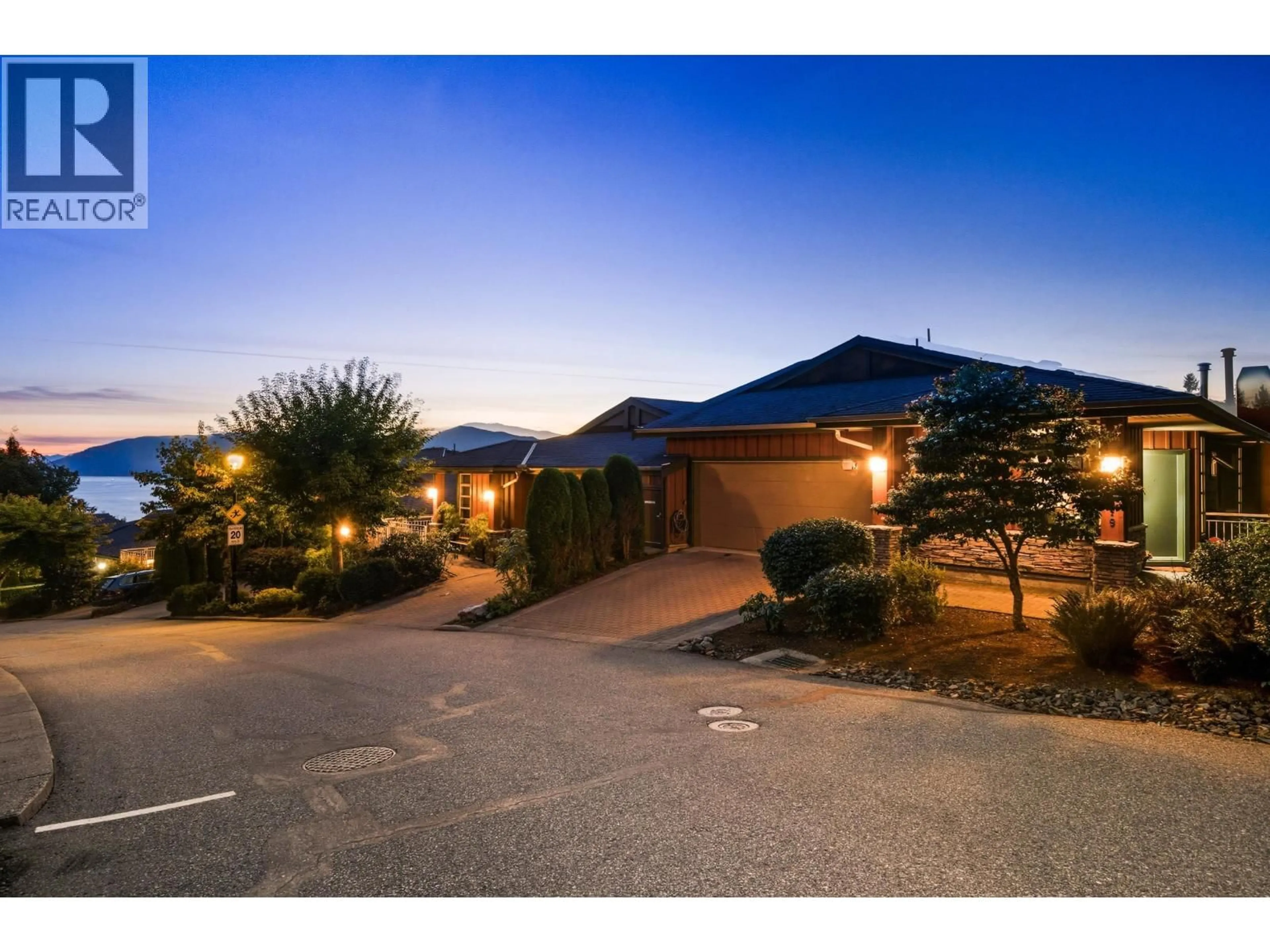 A pic from outside/outdoor area/front of a property/back of a property/a pic from drone, street for 8519 SEASCAPE DRIVE, West Vancouver British Columbia V7W3J7