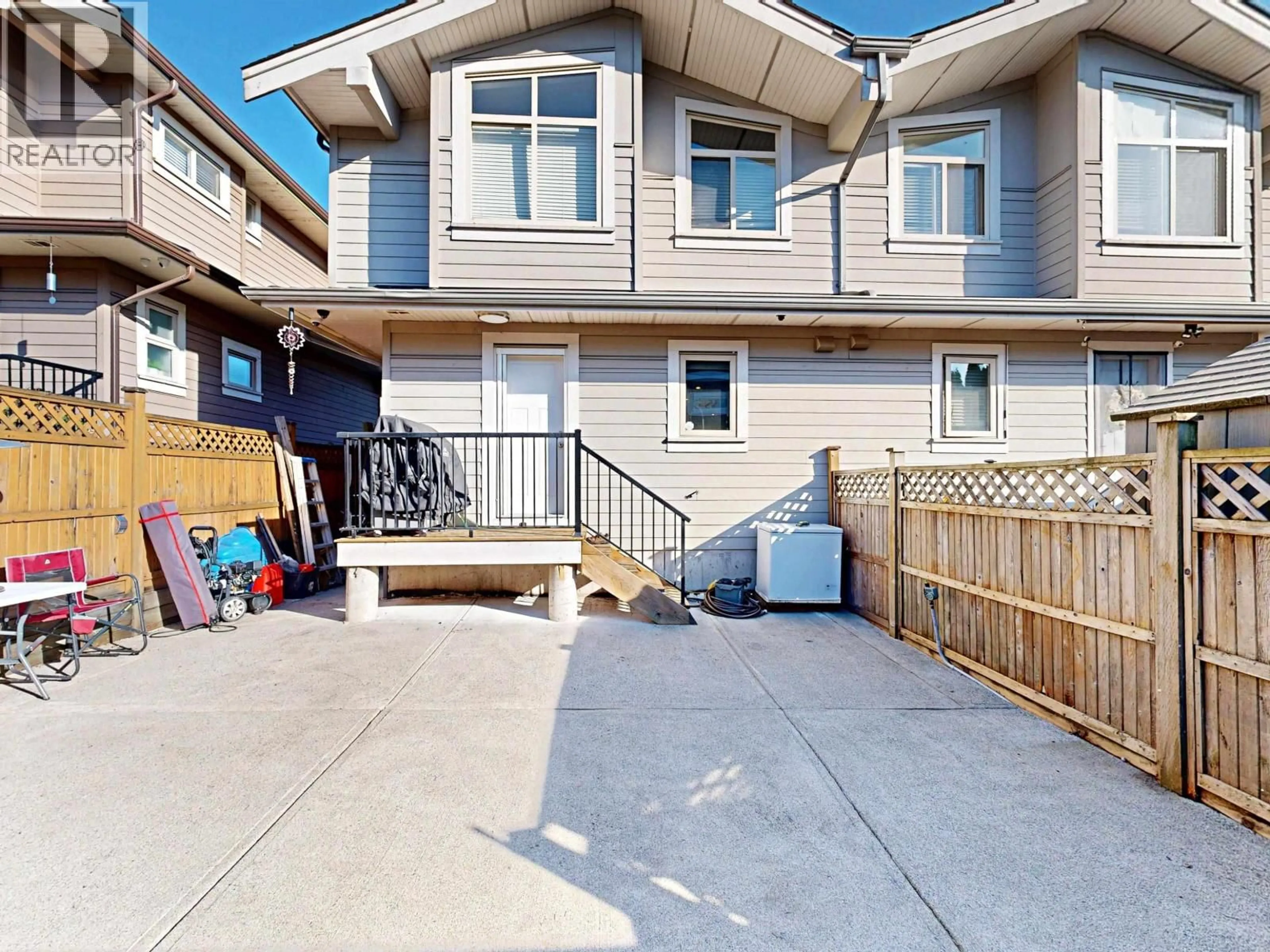 Unknown for 7377 STRIDE AVENUE, Burnaby British Columbia V3N1V3
