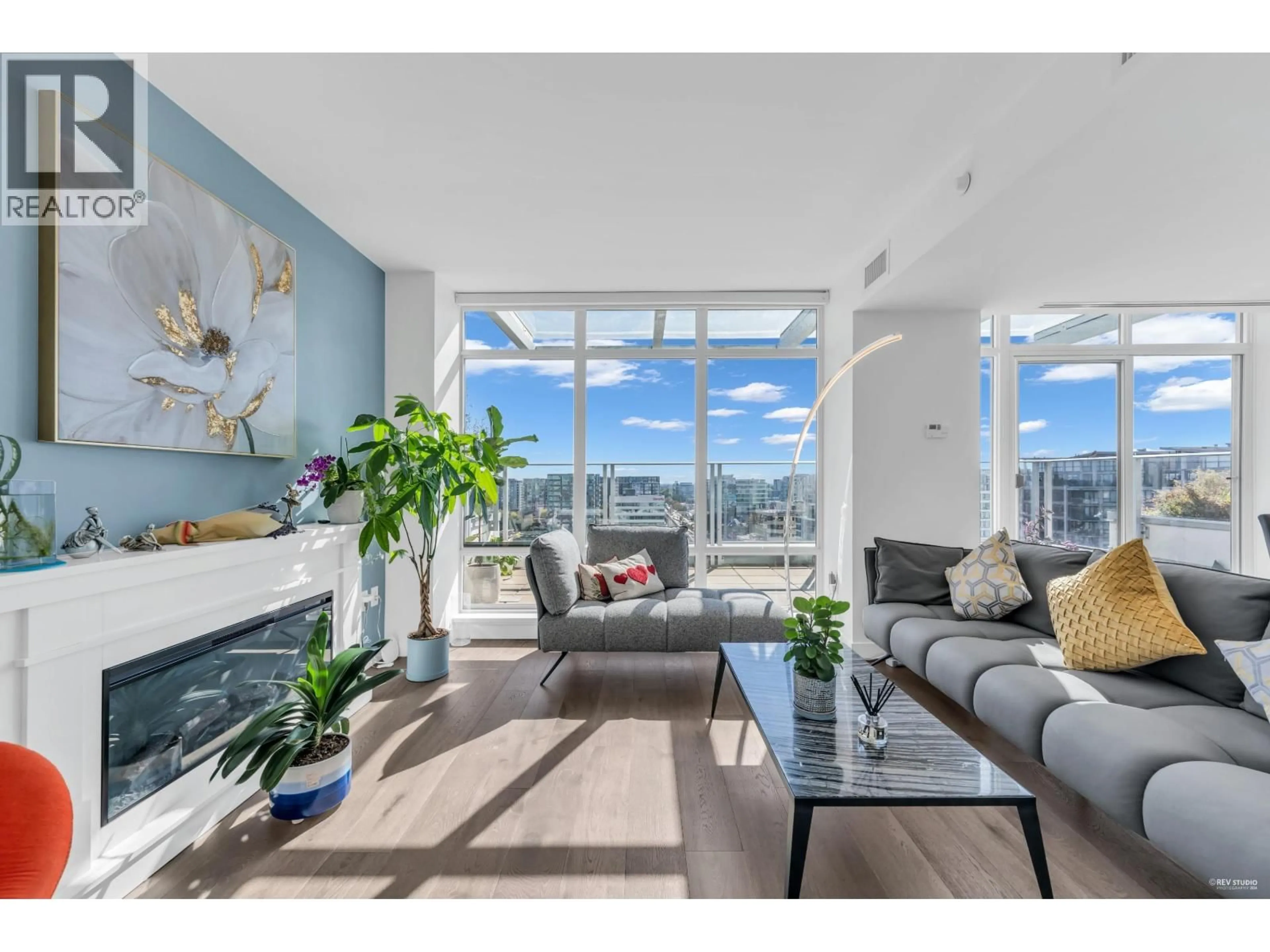 Living room with furniture, unknown for 1602 - 5580 NO. 3 ROAD, Richmond British Columbia V6X0R8
