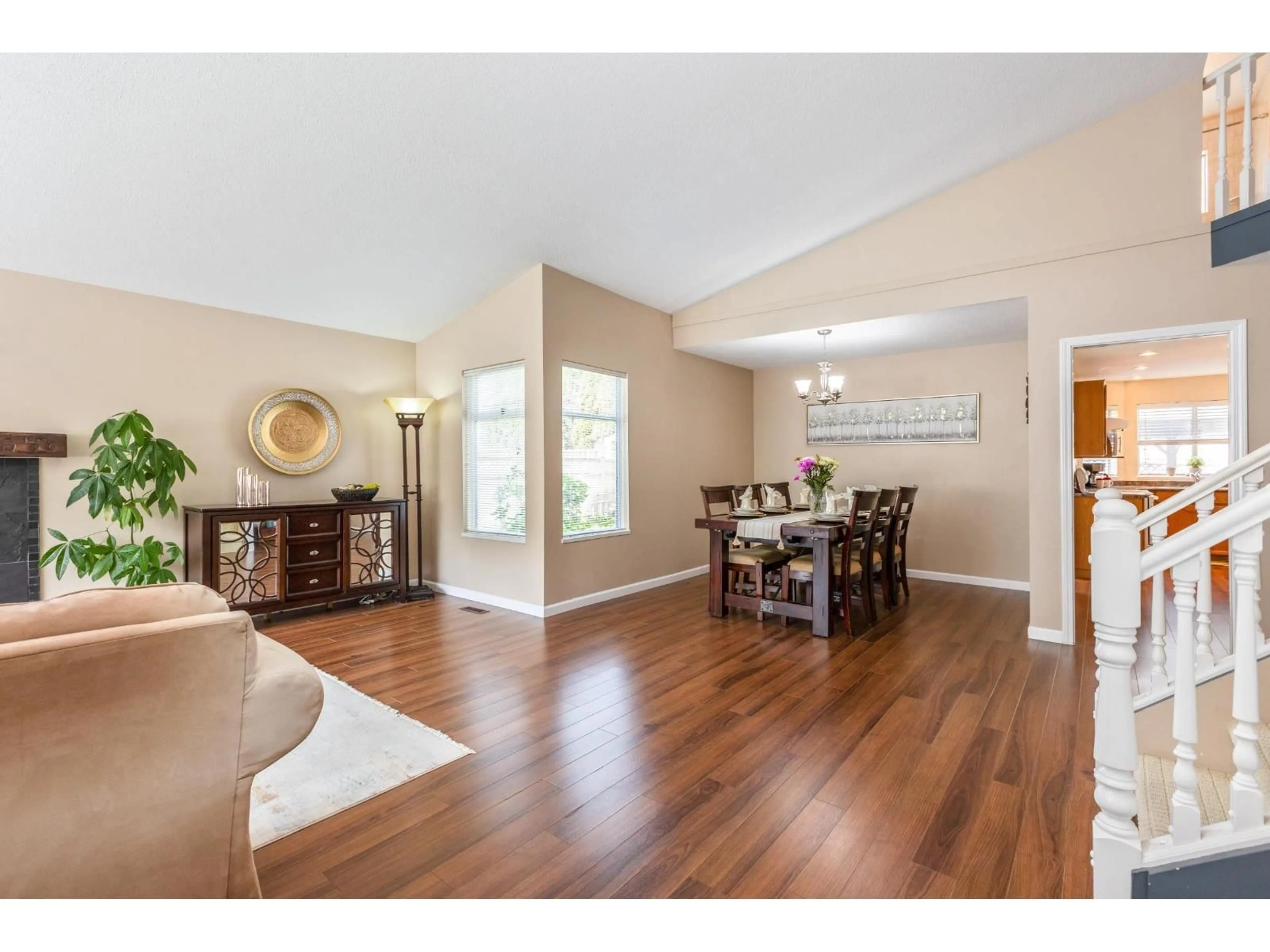 Unknown for 13855 65A AVENUE, Surrey British Columbia V3W8W1