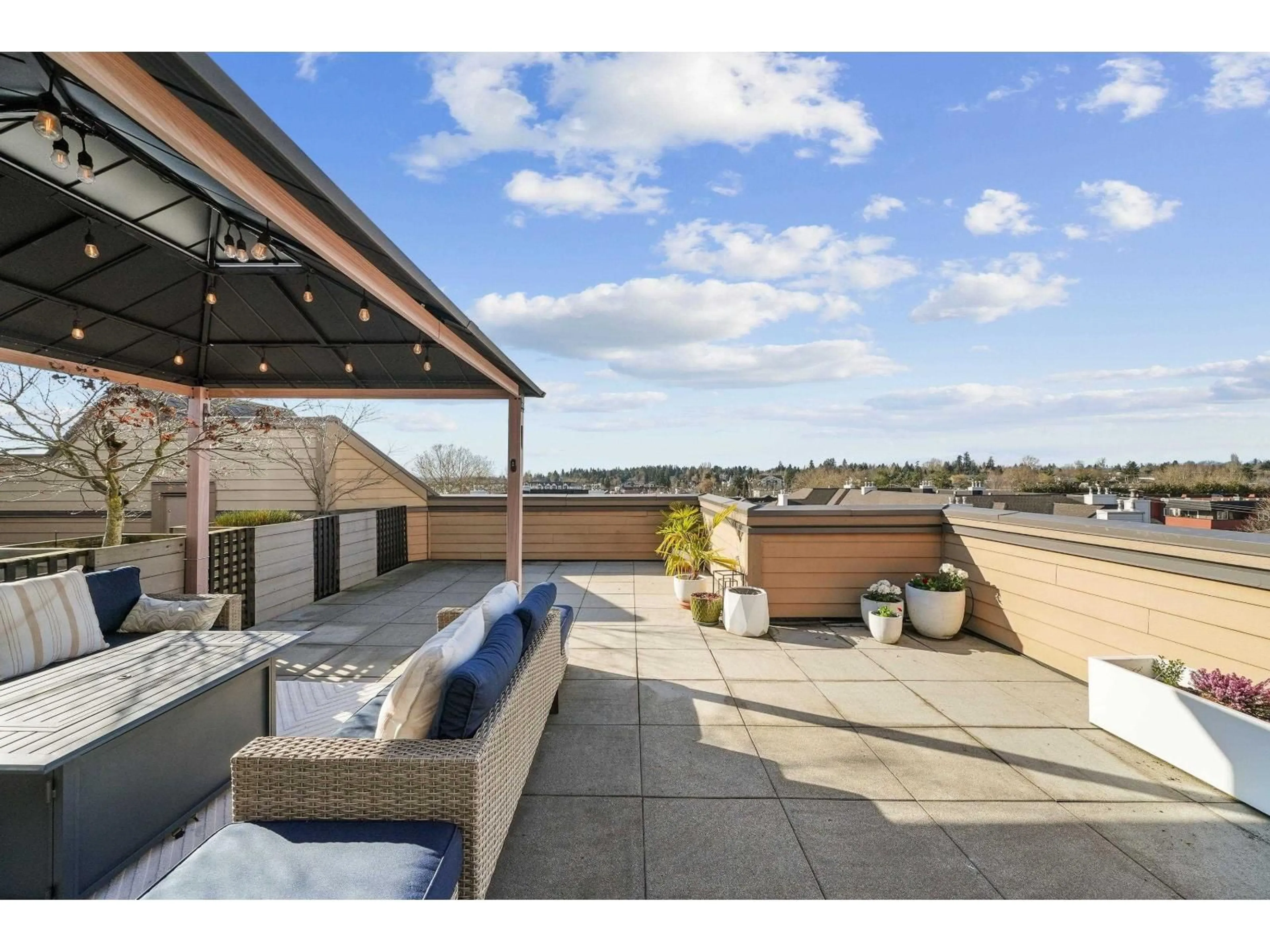 Patio, unknown for 406 - 5811 177B STREET, Surrey British Columbia V3S4J4
