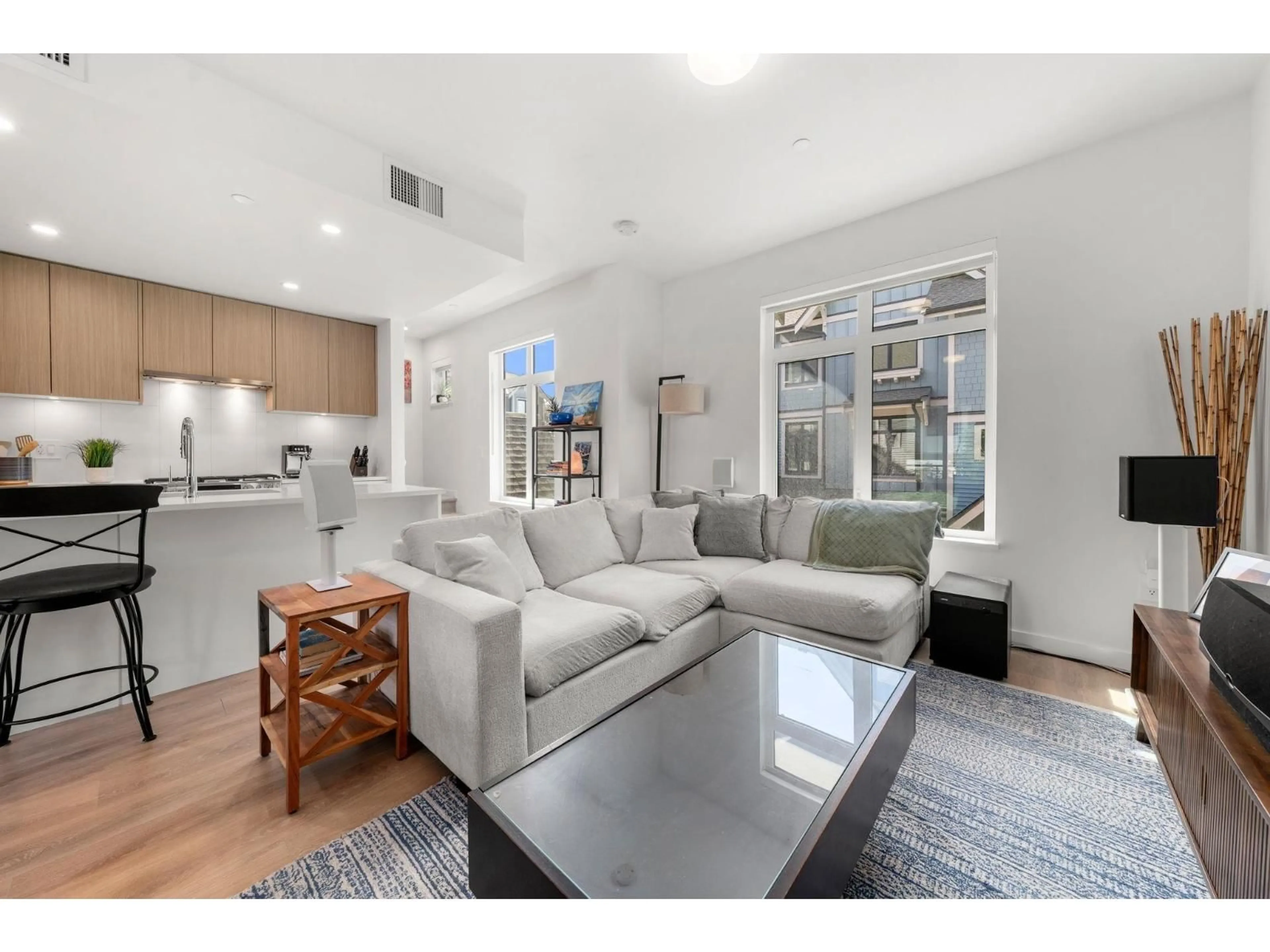 Living room with furniture, unknown for 7 - 6951 204 STREET, Langley British Columbia V2Y3W4