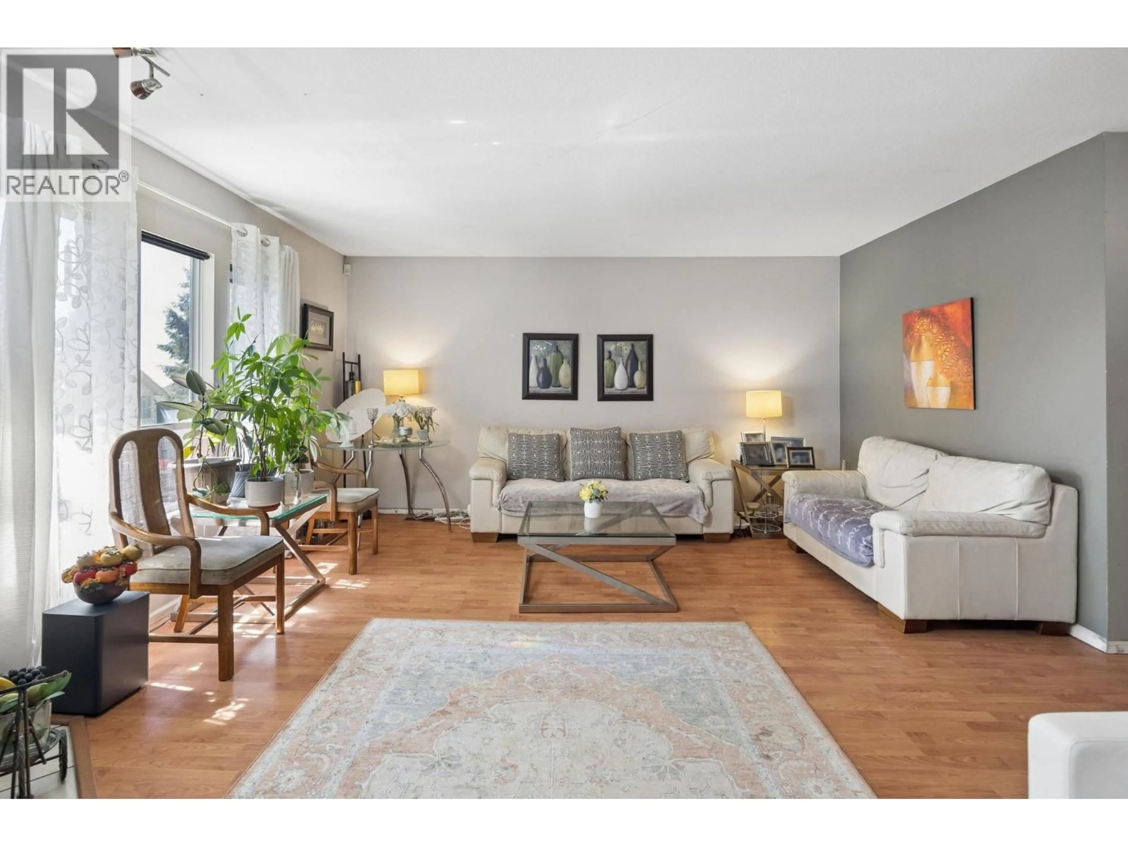 Living room with furniture, wood/laminate floor for TH28 - 2590 PANORAMA DRIVE, Coquitlam British Columbia V3E2W9