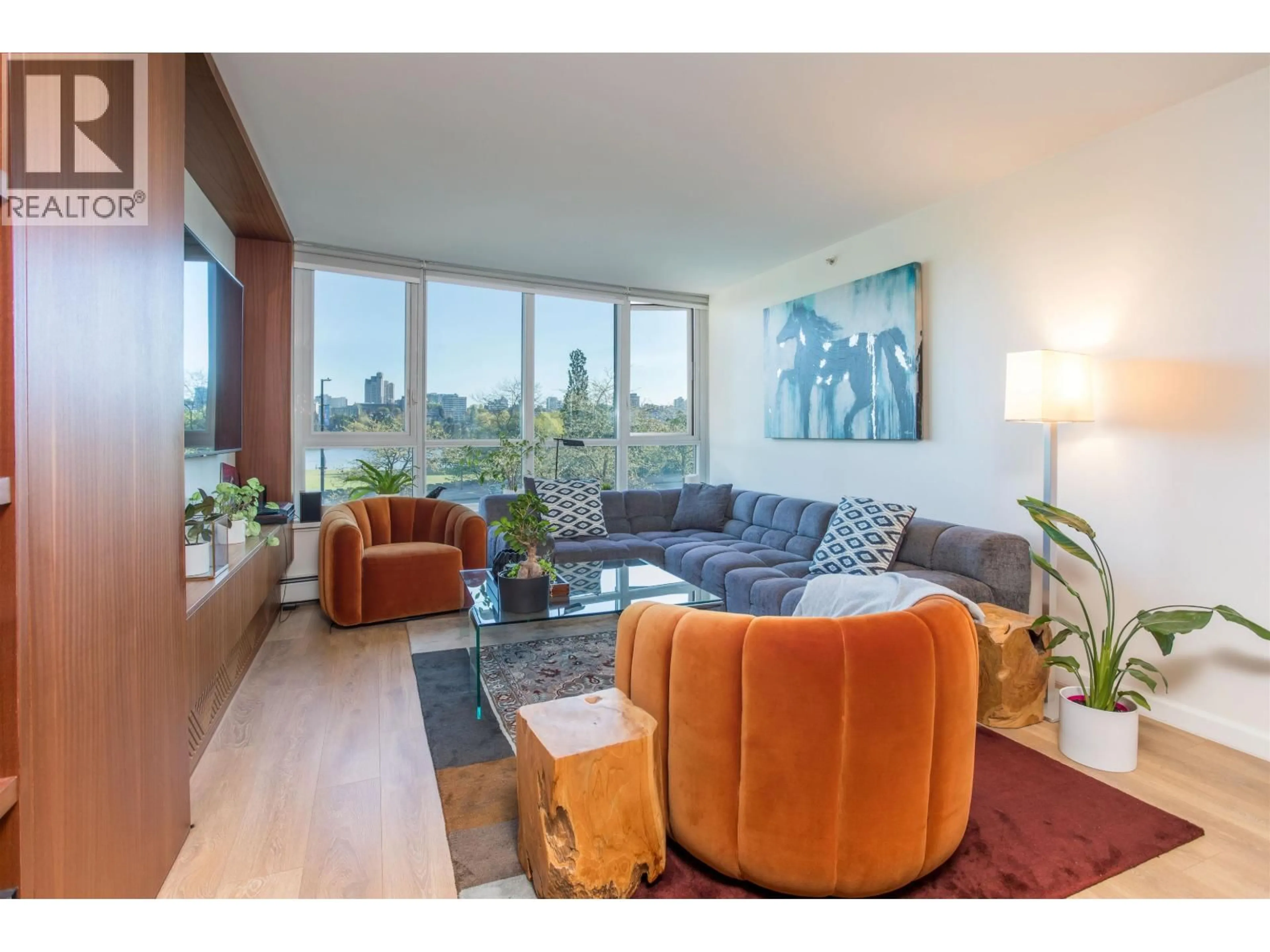 Living room with furniture, unknown for 203 - 388 DRAKE STREET, Vancouver British Columbia V6B6A8